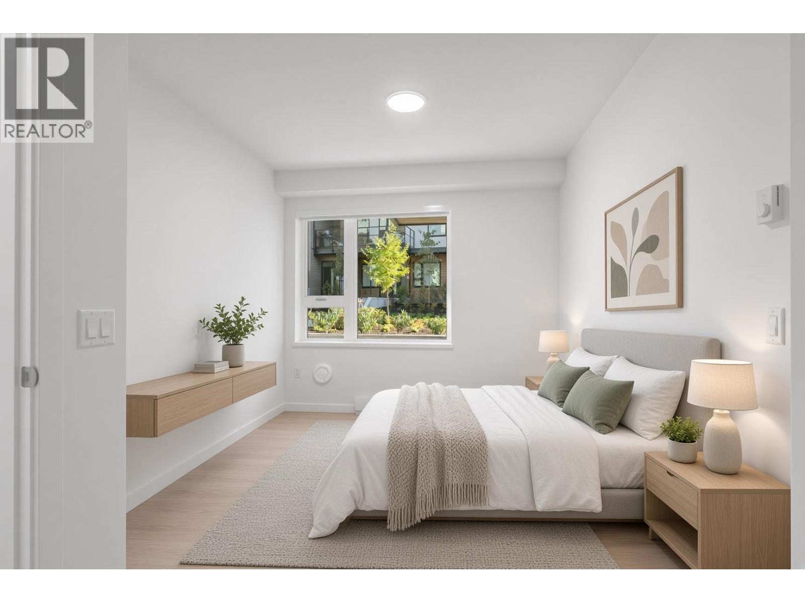 120 954 Lytton Street Property Photo 10