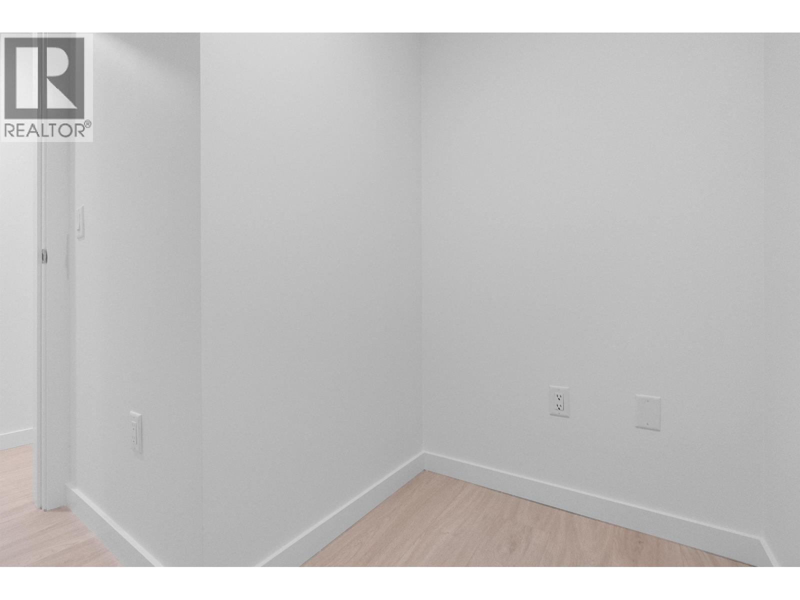 120 954 Lytton Street Property Photo 21
