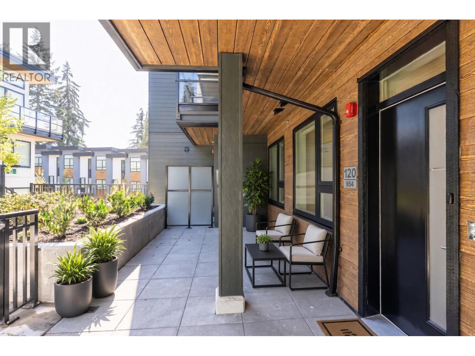 120 954 Lytton Street Property Photo 25