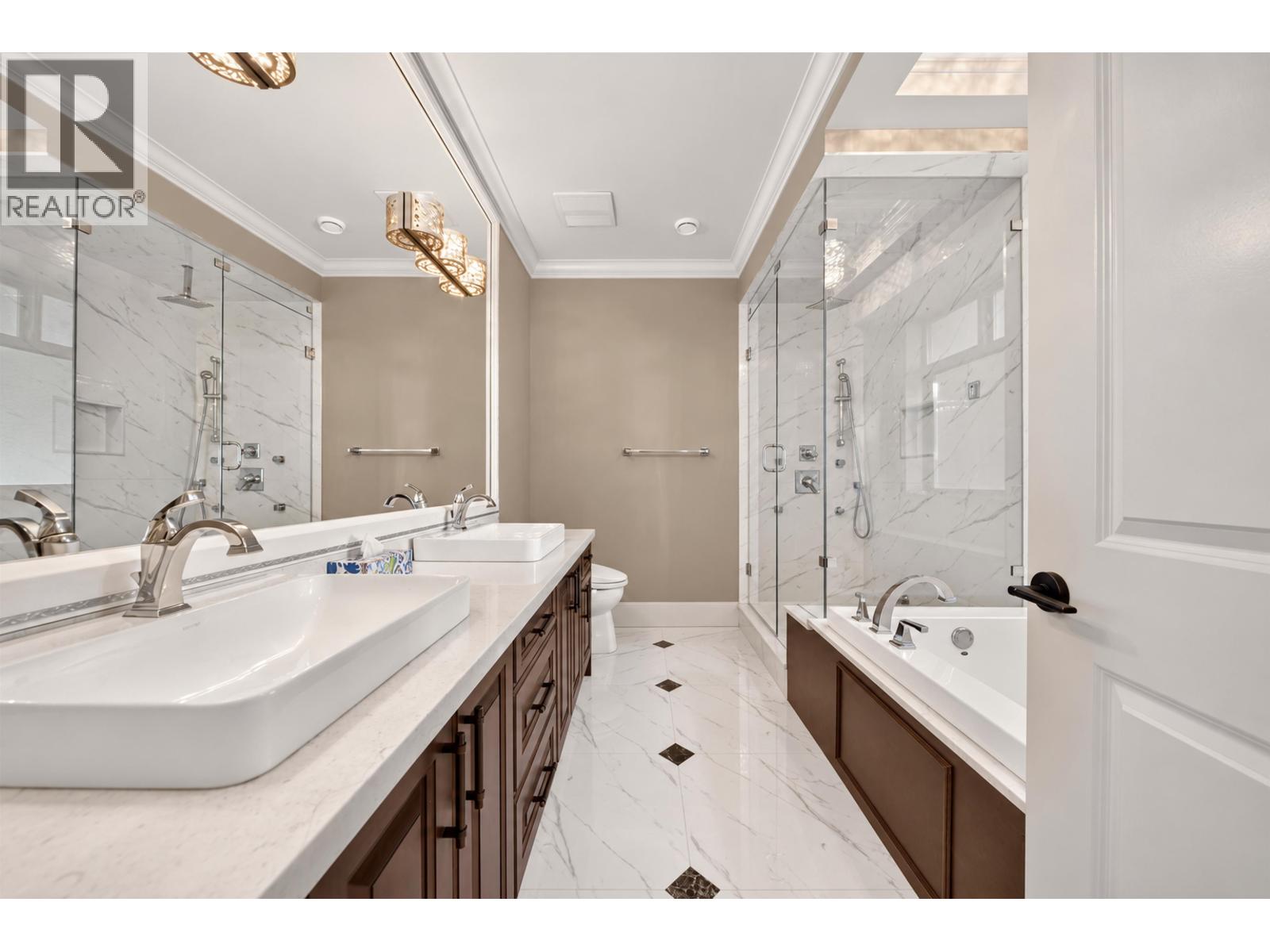 6211 Bellflower Drive Property Photo 28