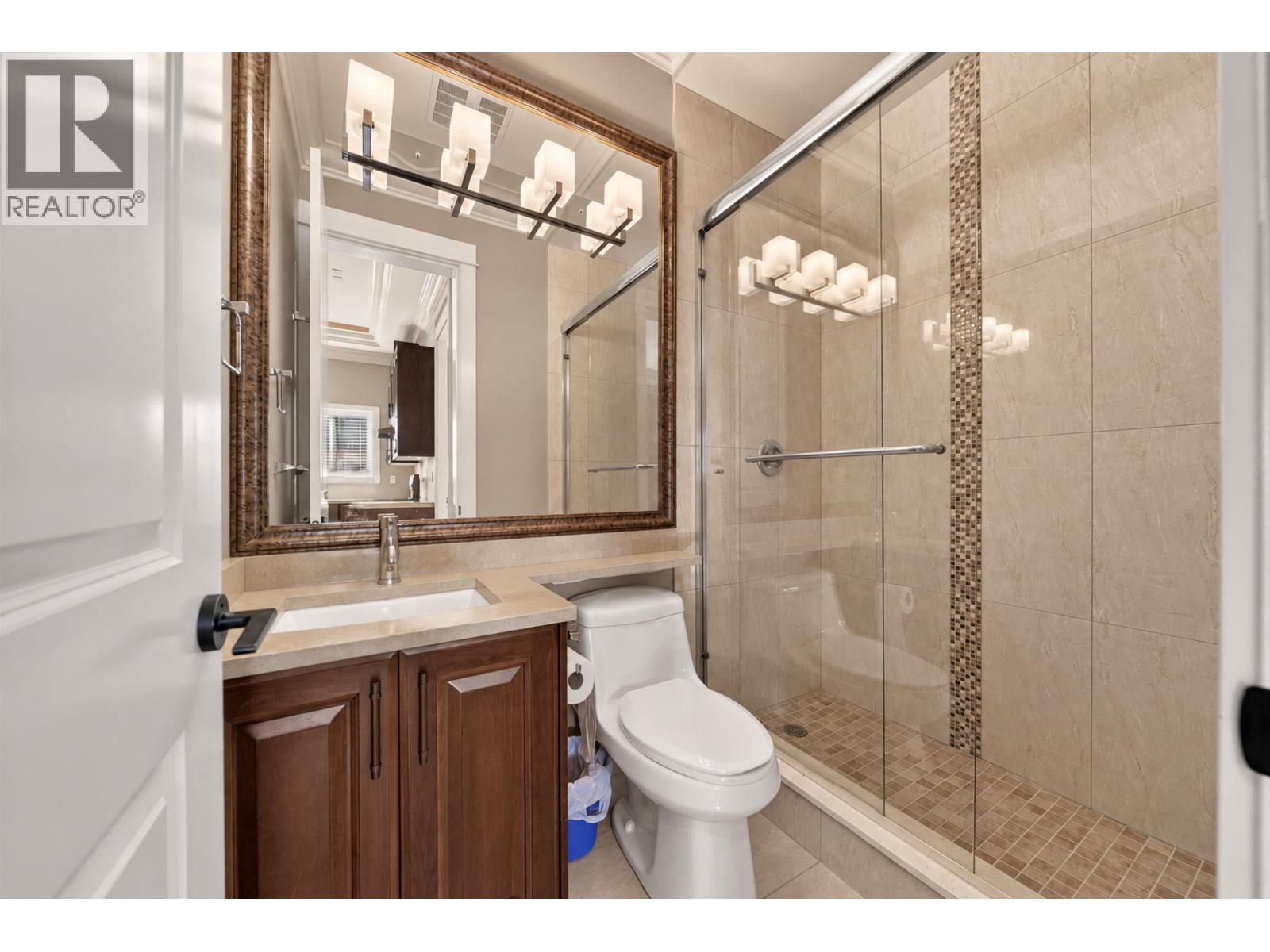 6211 Bellflower Drive Property Photo 31