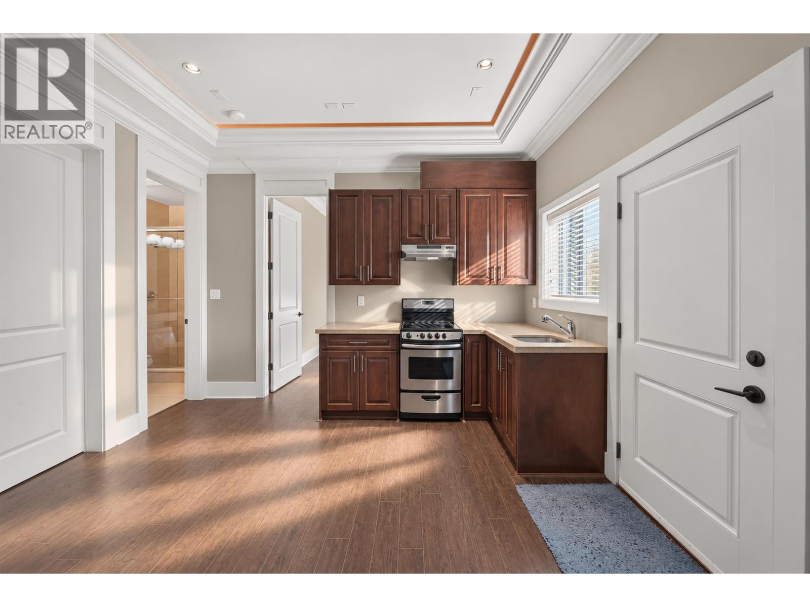 6211 Bellflower Drive Property Photo 32