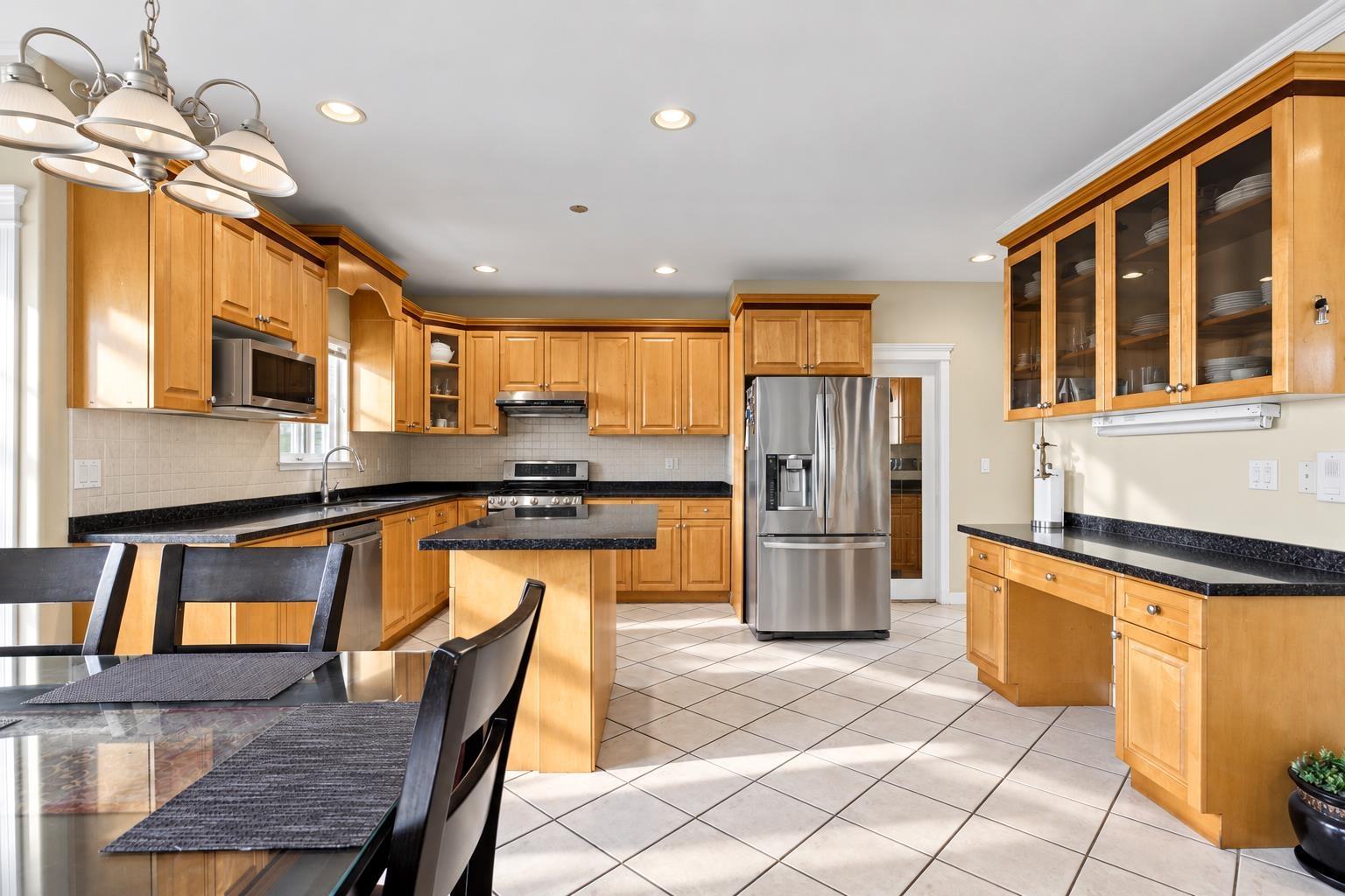 14577 80b Avenue Property Photo 8
