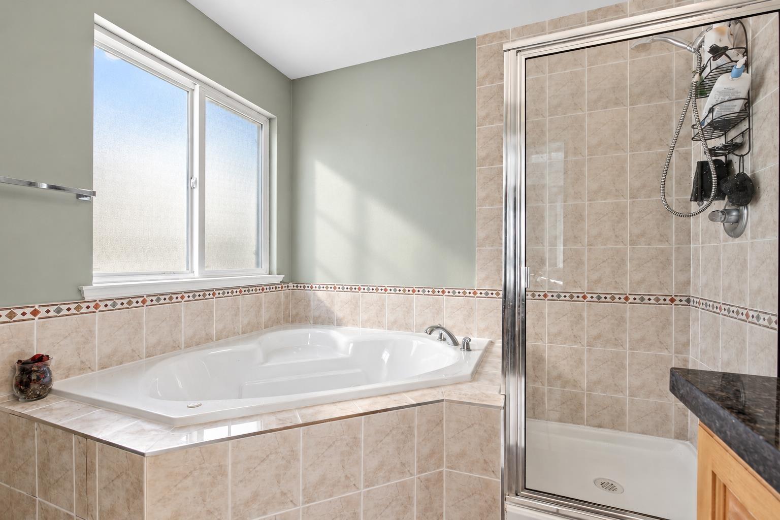 14577 80b Avenue Property Photo 18