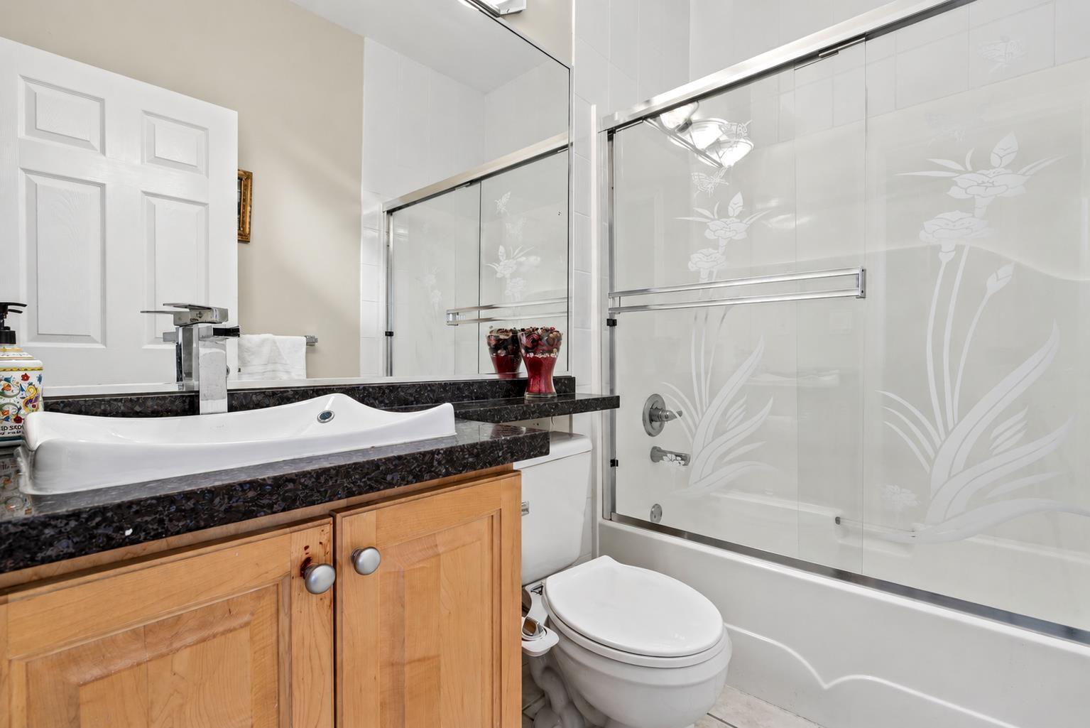 14577 80b Avenue Property Photo 23