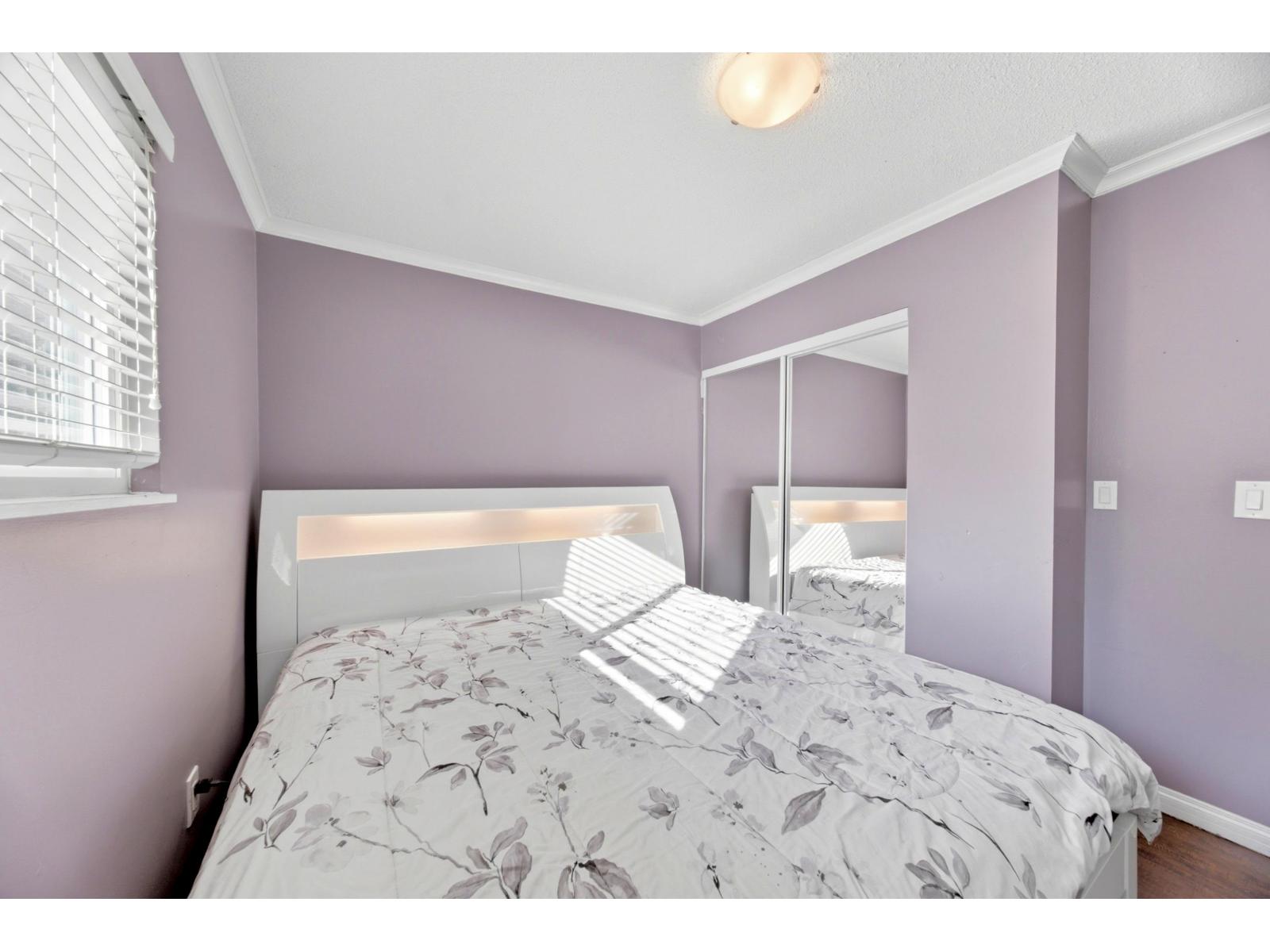 7596 143 Street Property Photo 18