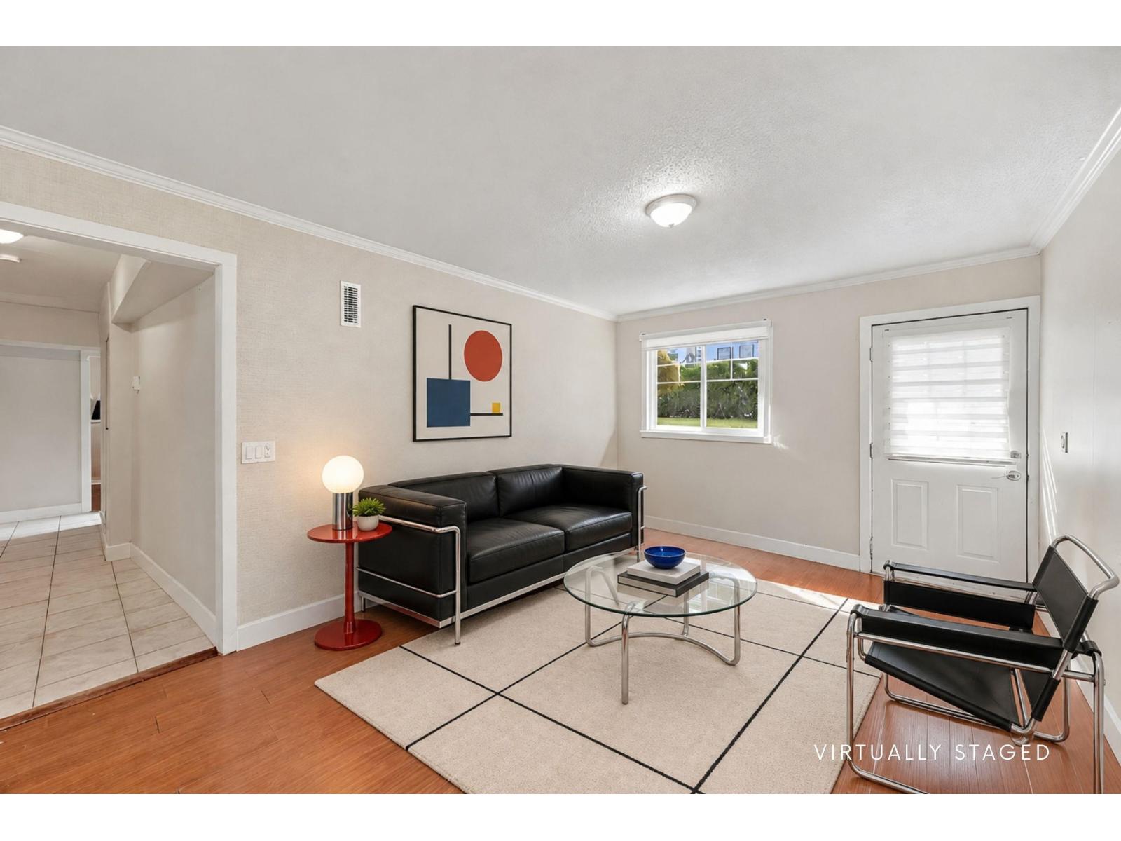 7596 143 Street Property Photo 27