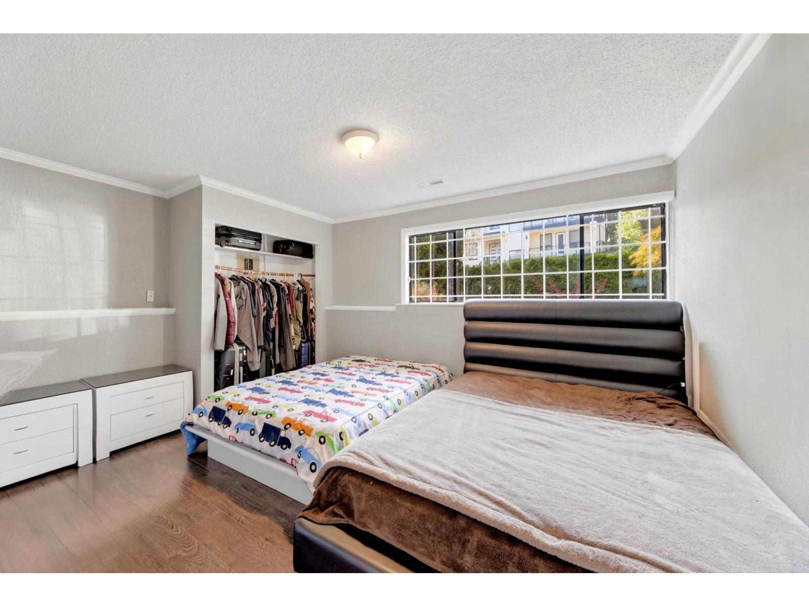 7596 143 Street Property Photo 30