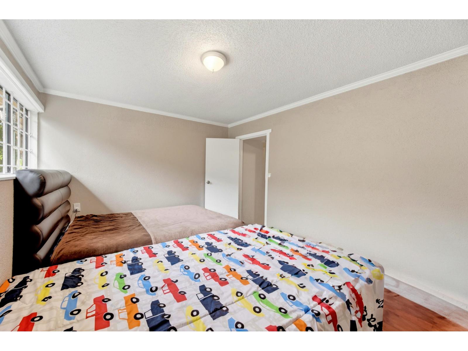 7596 143 Street Property Photo 31