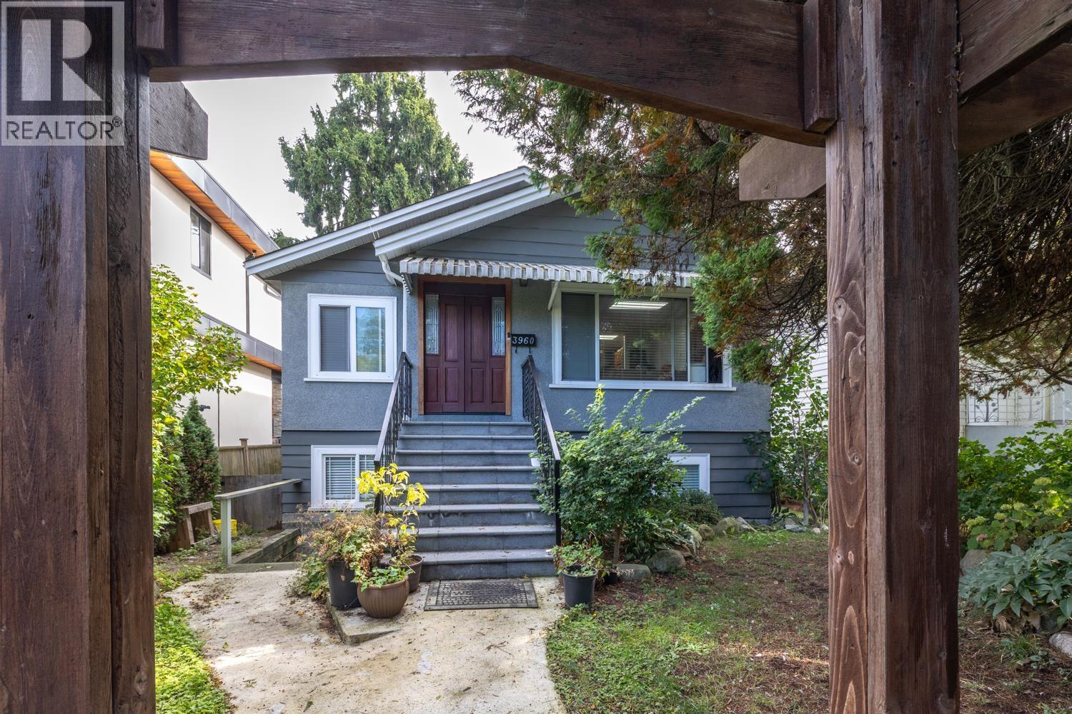 3960 Nootka Street Property Photo 2