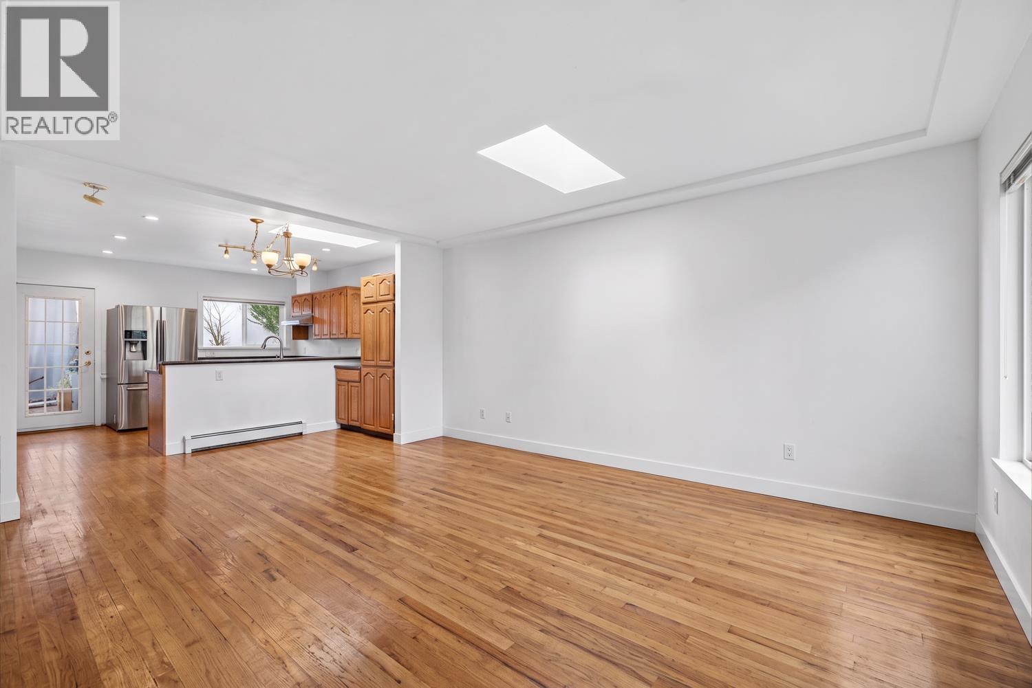 3960 Nootka Street Property Photo 5