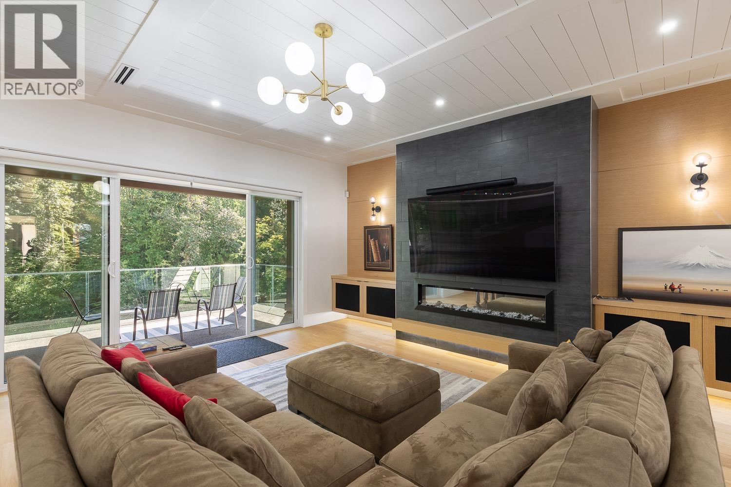 307 Cutler Street Property Photo 14