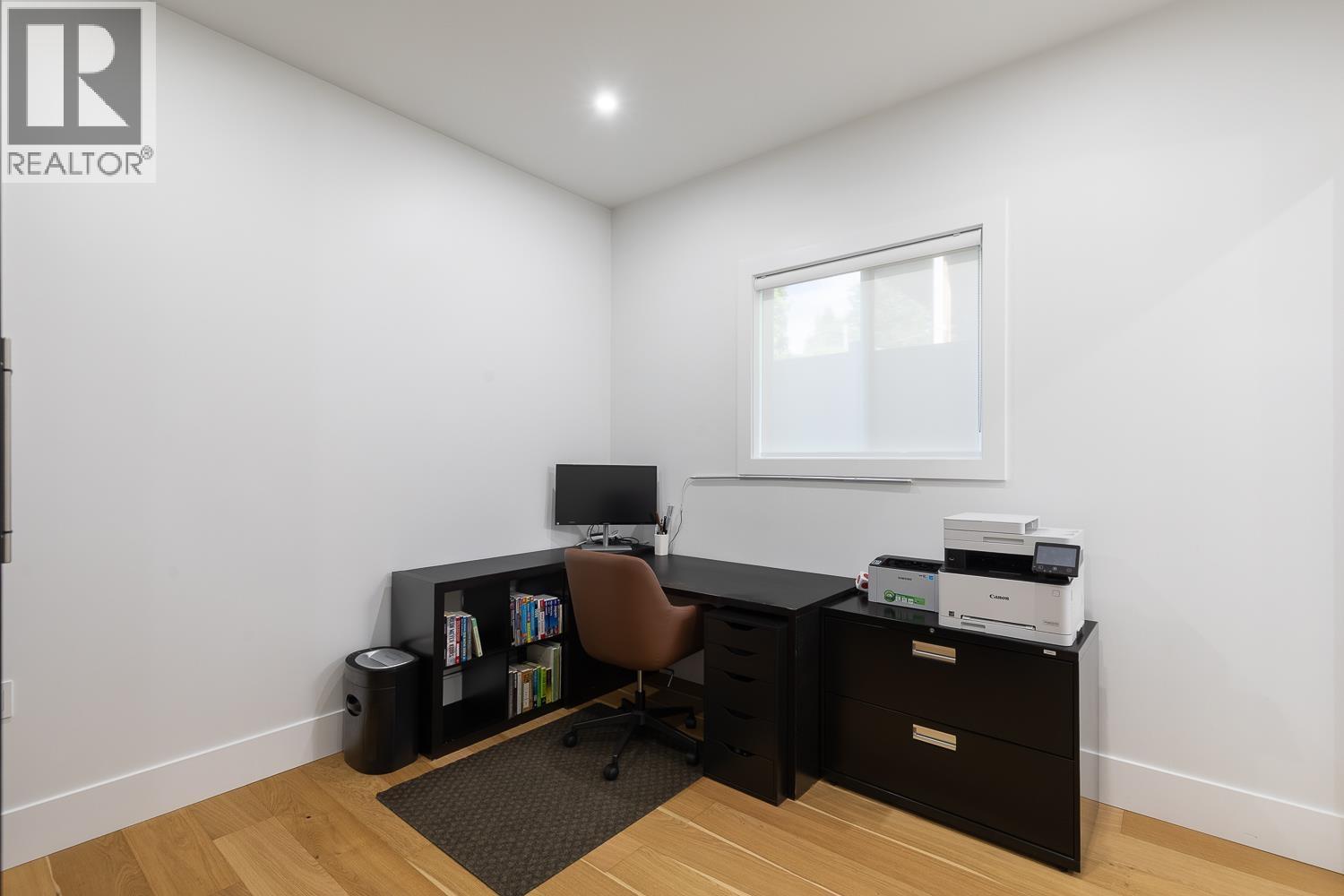 307 Cutler Street Property Photo 23