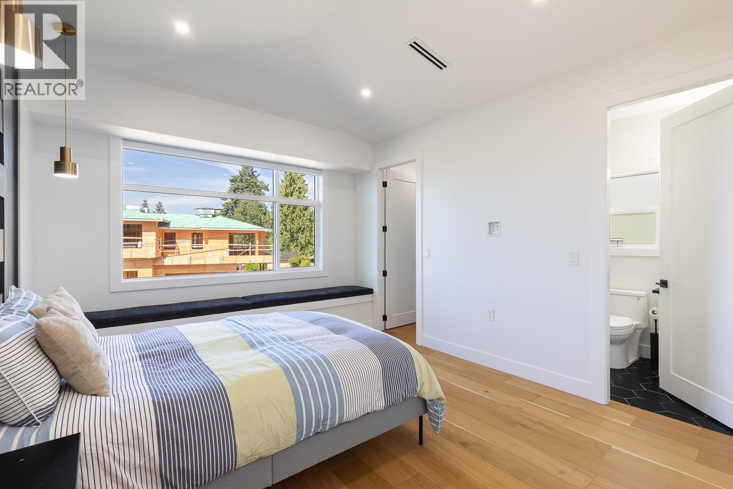 307 Cutler Street Property Photo 26