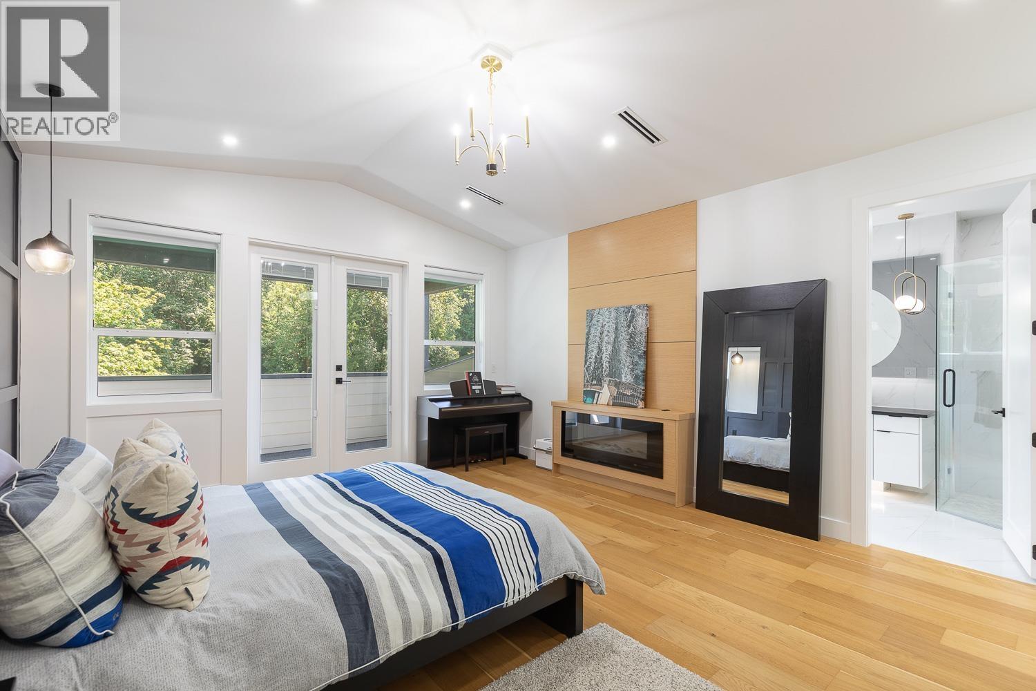 307 Cutler Street Property Photo 31