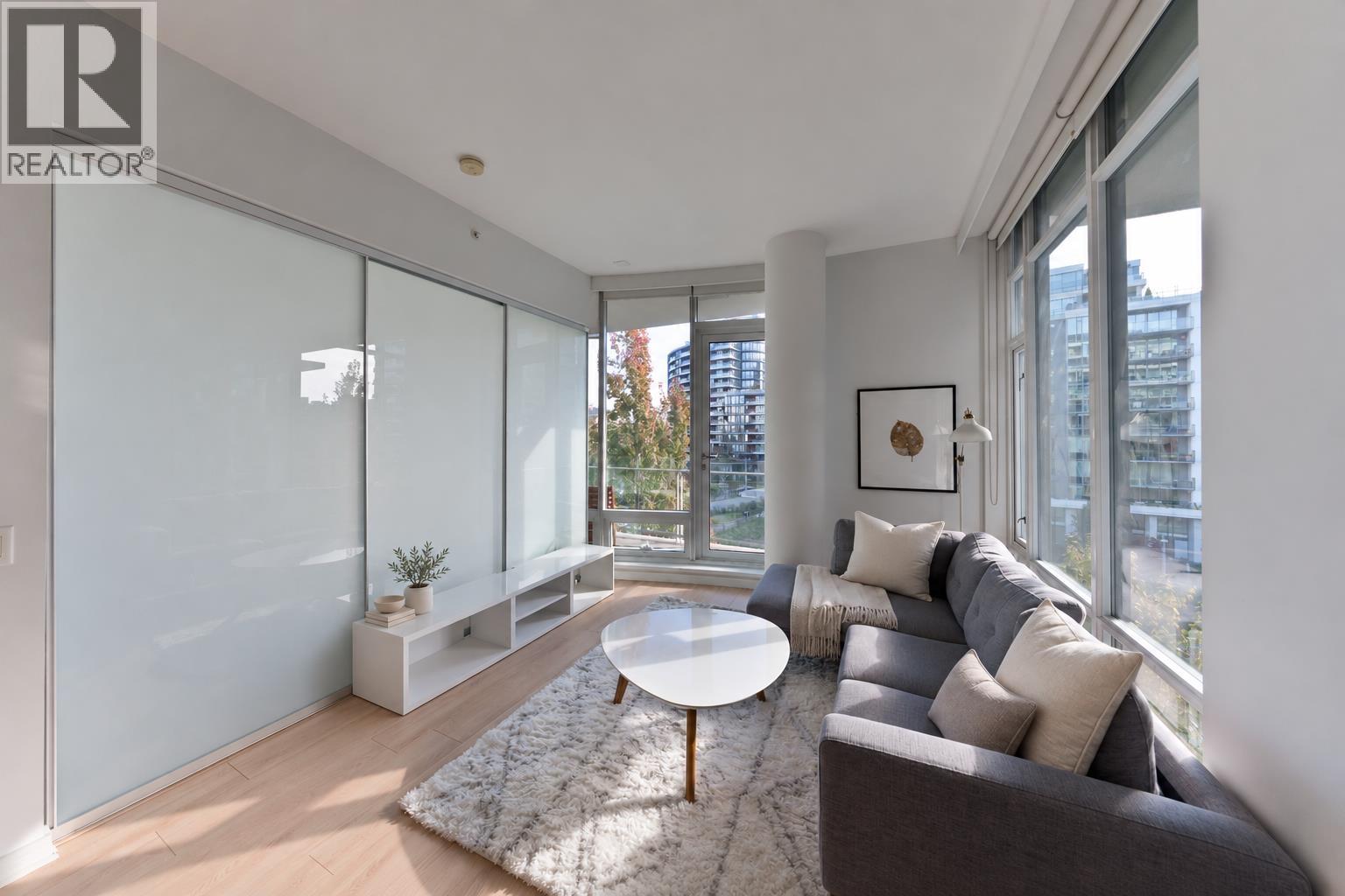 505 1633 Ontario Street Property Photo 3