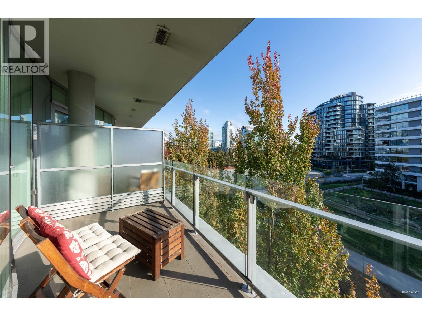 505 1633 Ontario Street Property Photo 17