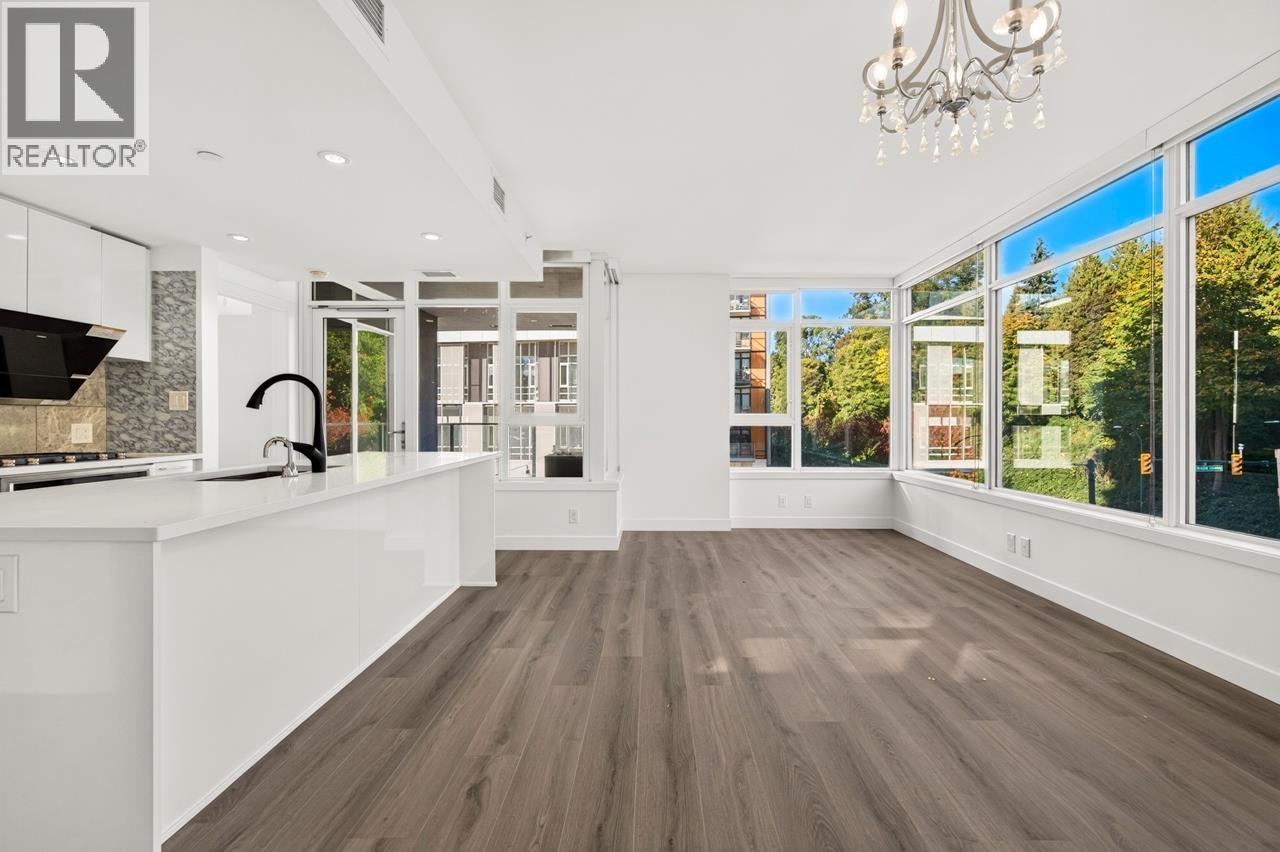 310 8538 River District Crossing Property Photo 4