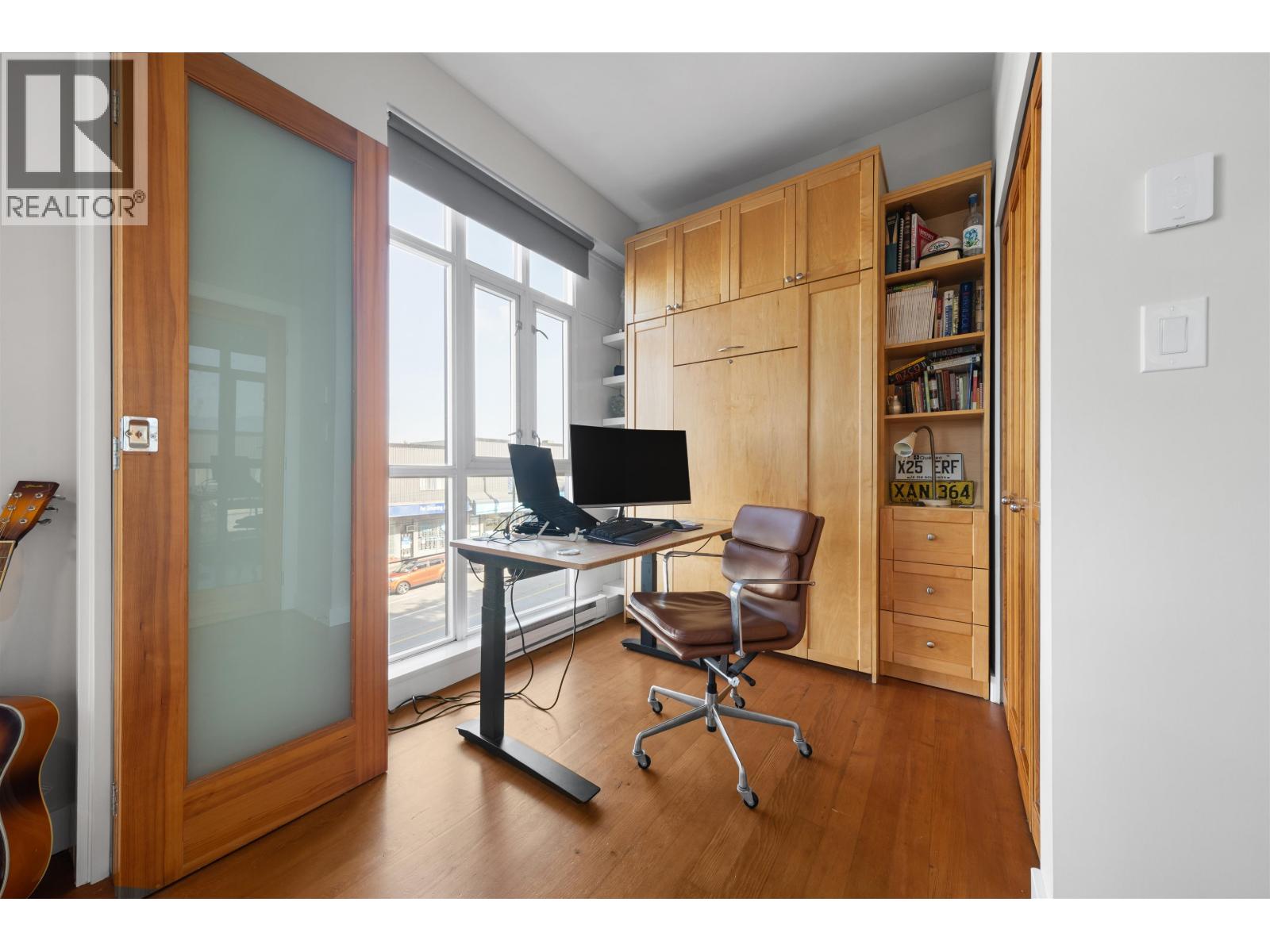 109 2515 Ontario Street Property Photo 8