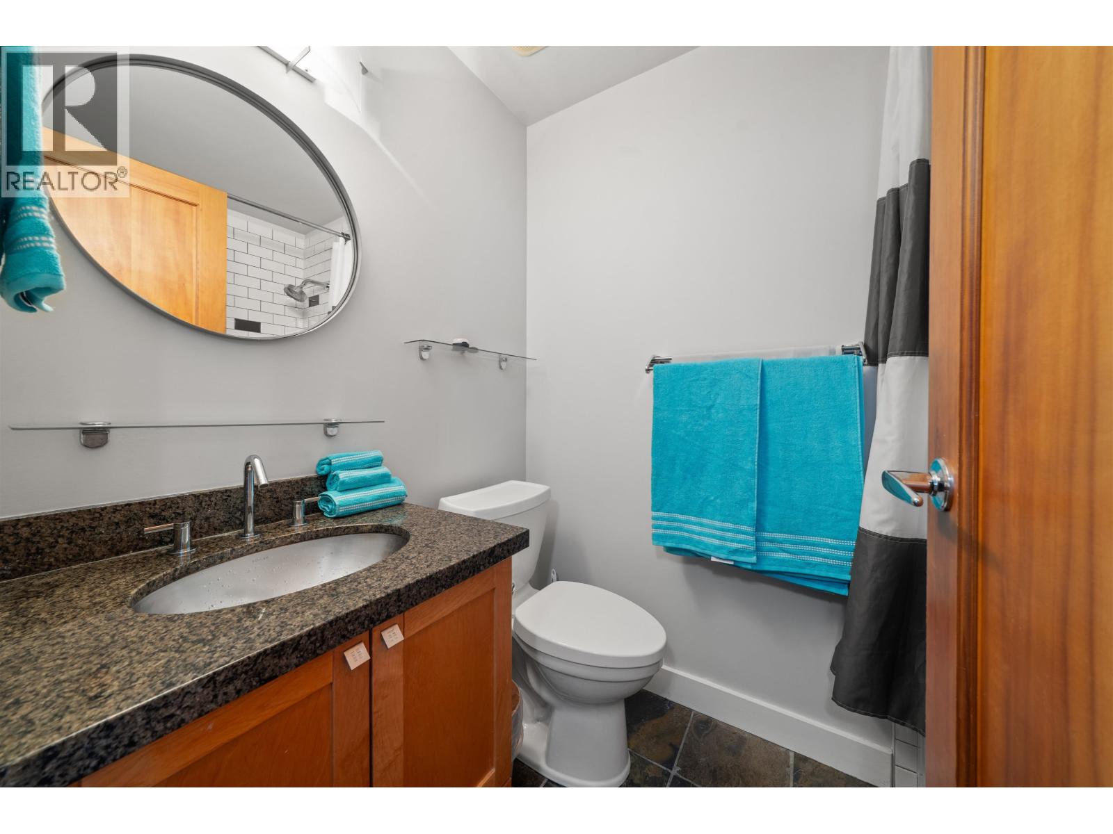 109 2515 Ontario Street Property Photo 15
