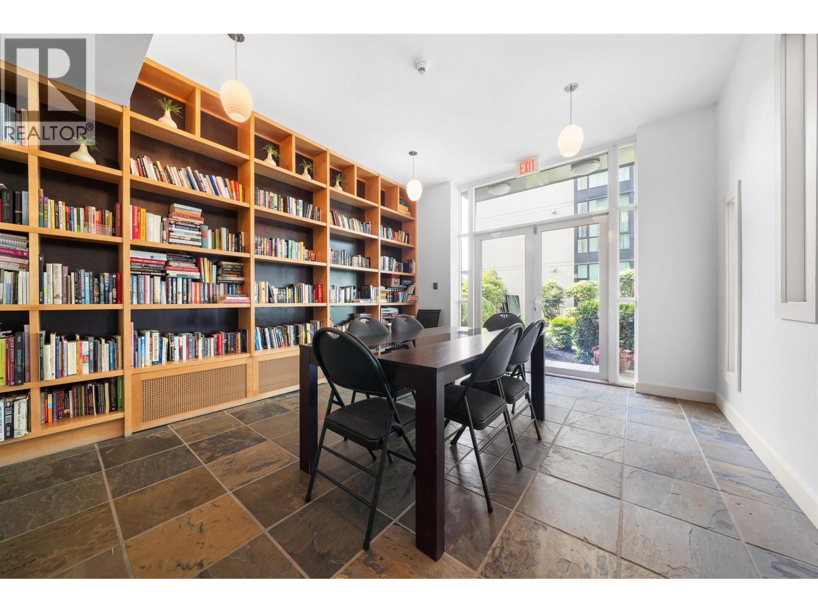 109 2515 Ontario Street Property Photo 22