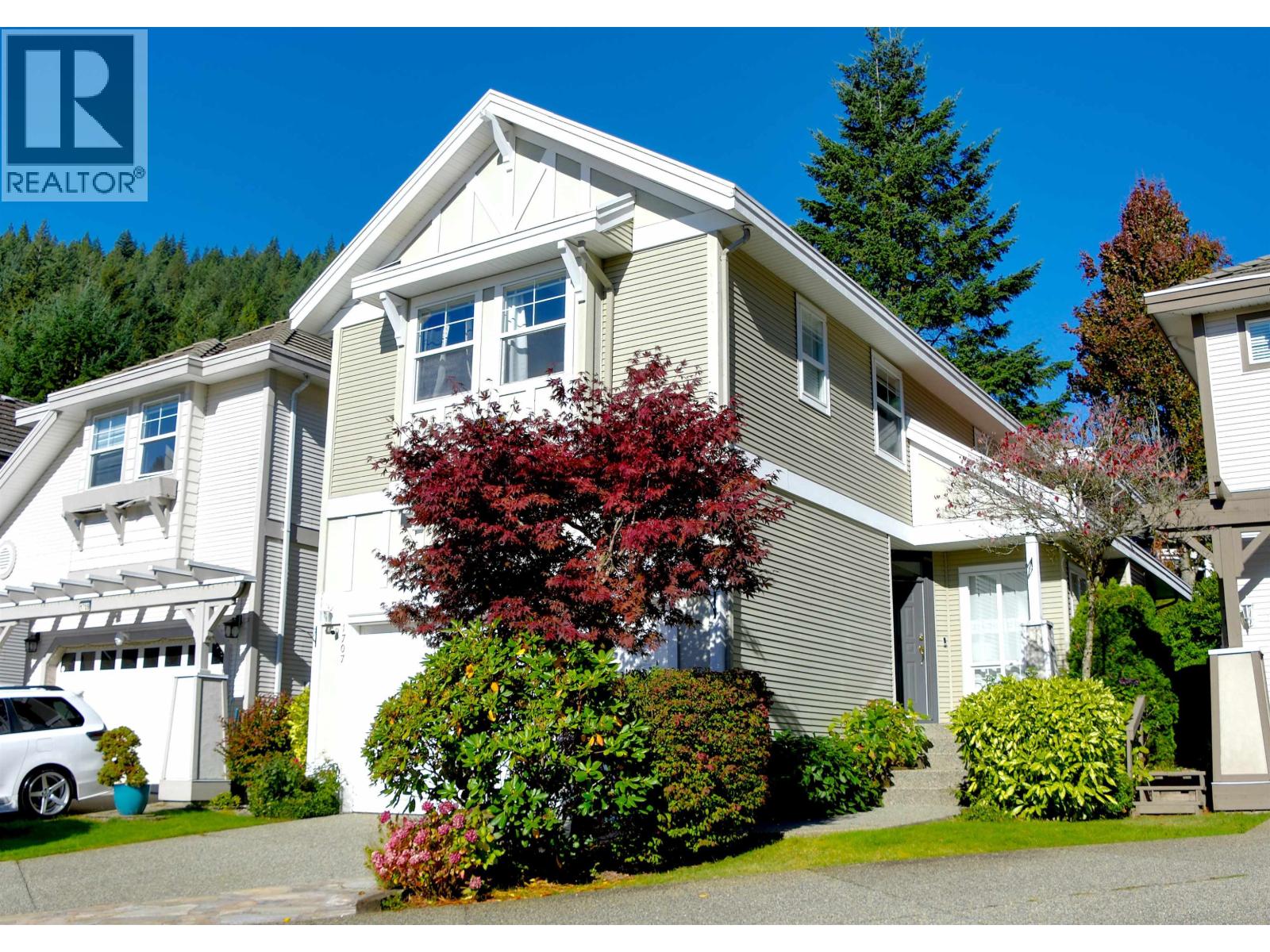 1707 Arbutus Place Property Photo 1
