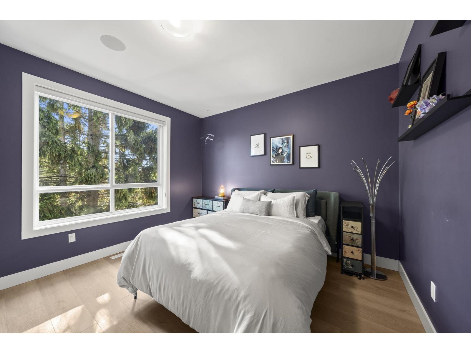 11 1670 160 Street Property Photo 12