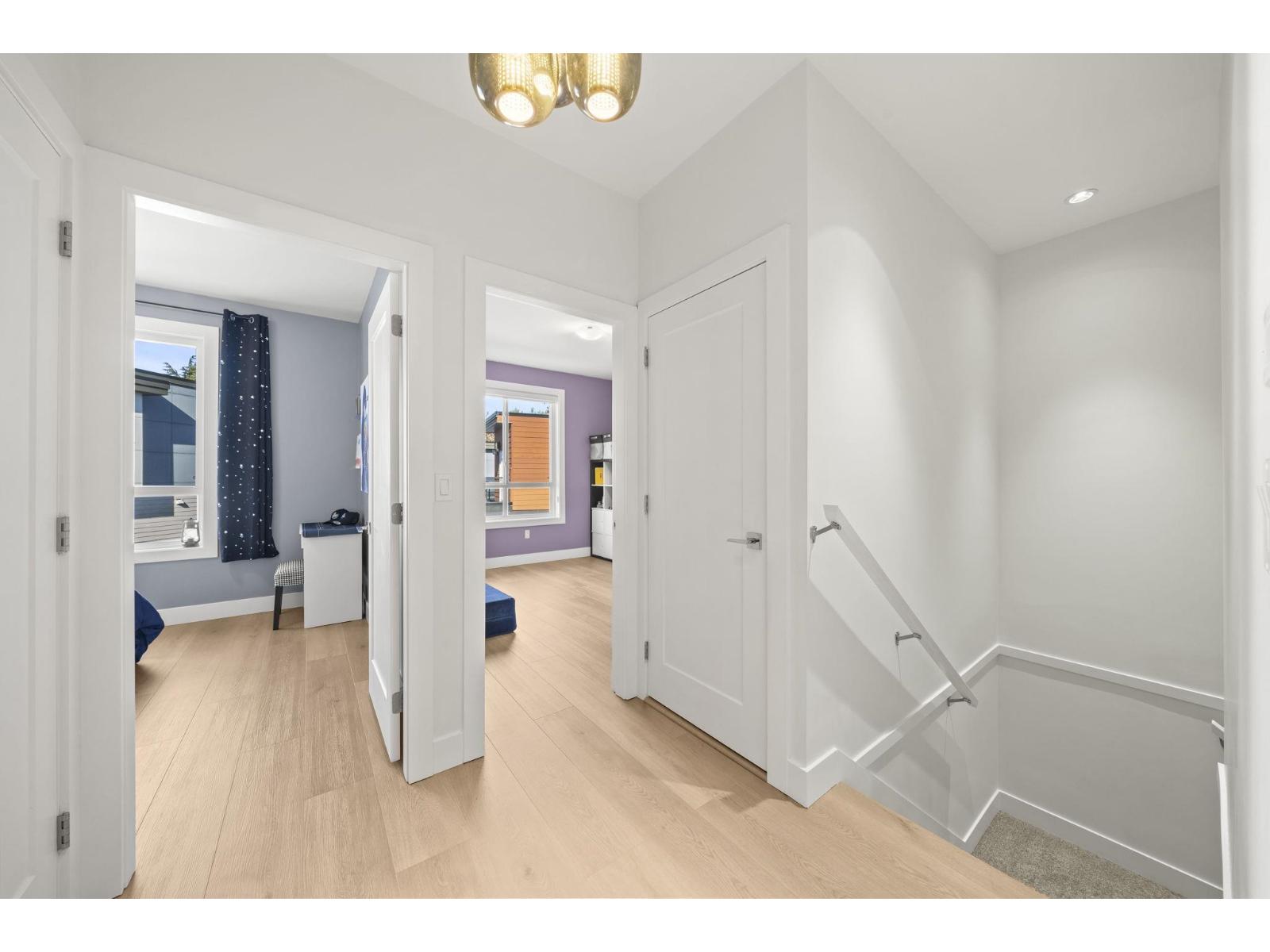 11 1670 160 Street Property Photo 16