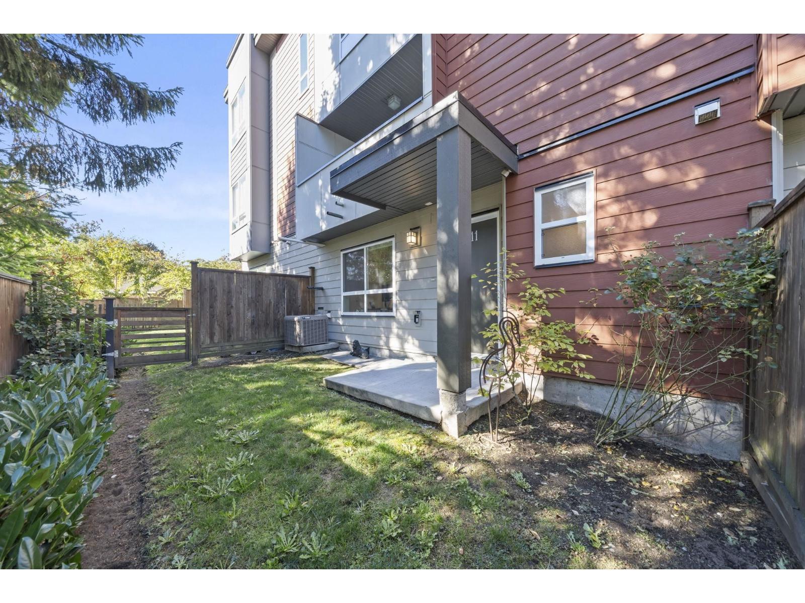 11 1670 160 Street Property Photo 23