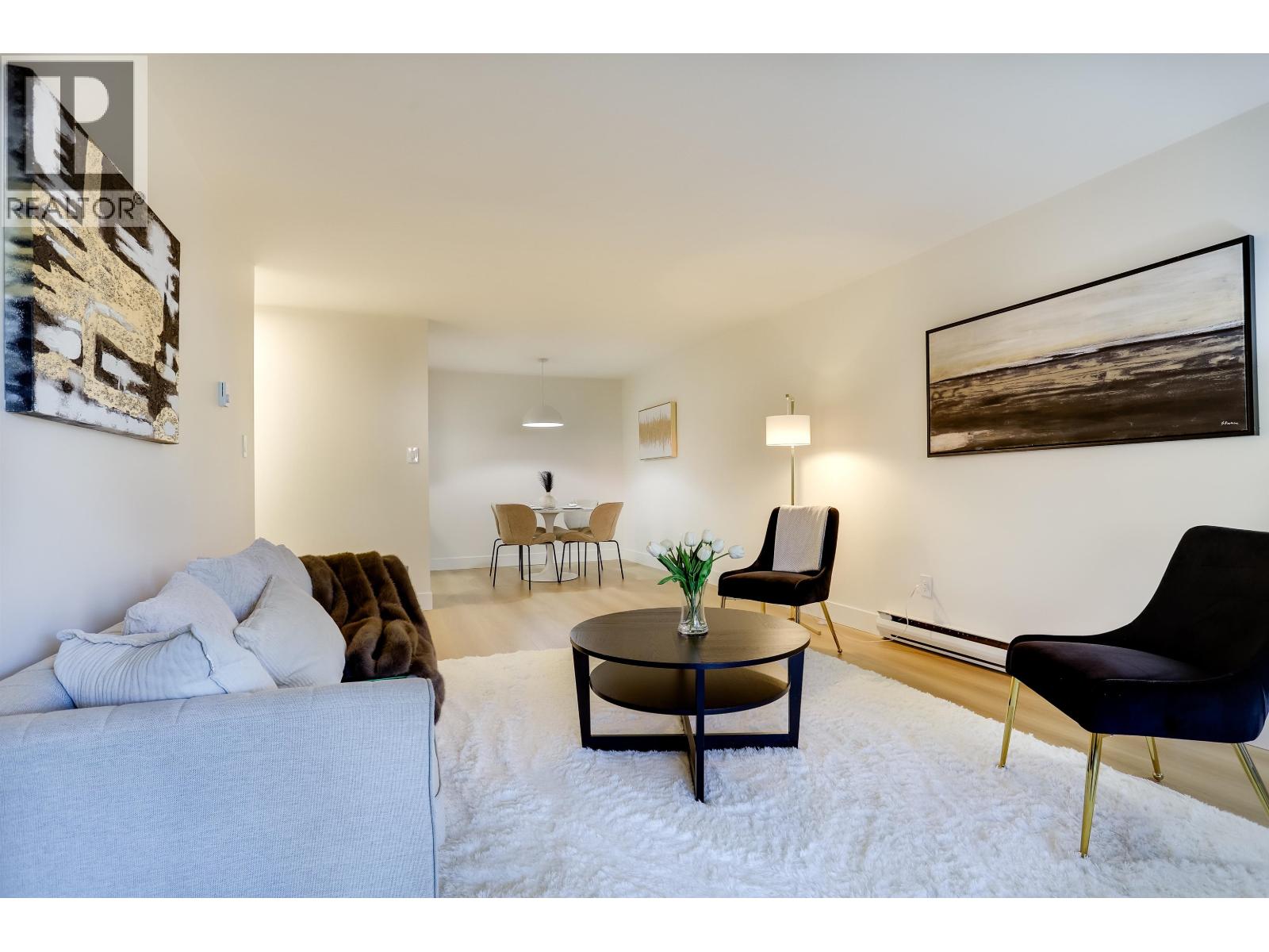 109 550 Royal Avenue Property Photo 1