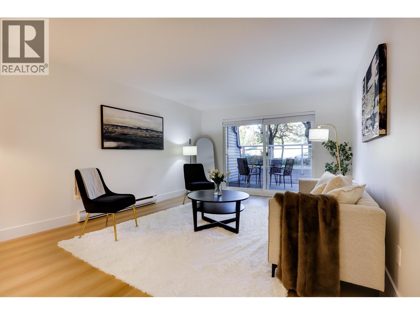 109 550 Royal Avenue Property Photo 5