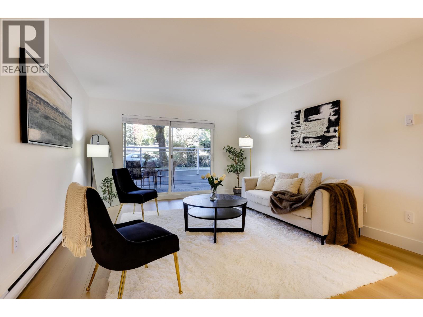 109 550 Royal Avenue Property Photo 6