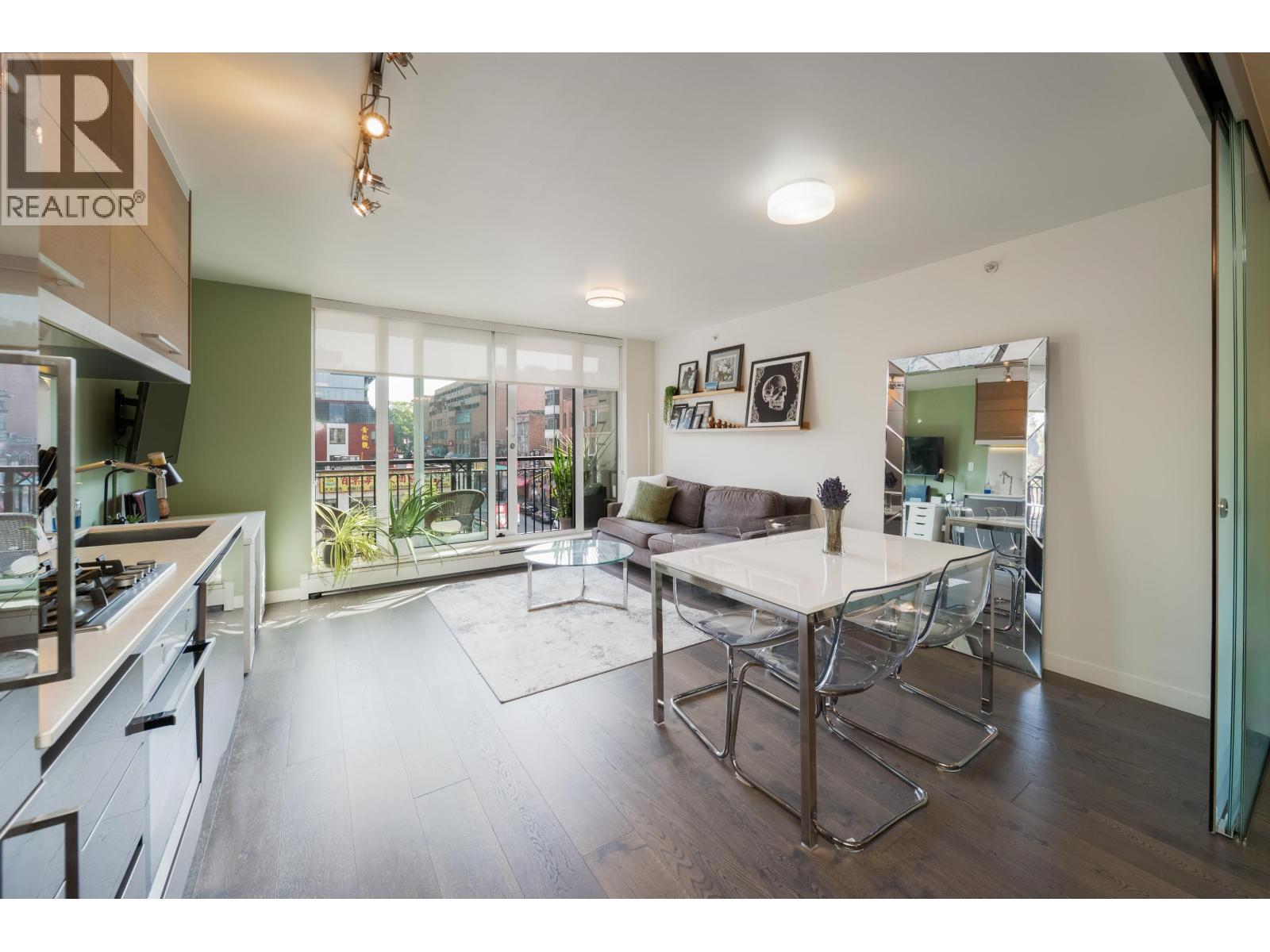 511 189 Keefer Street Property Photo 2