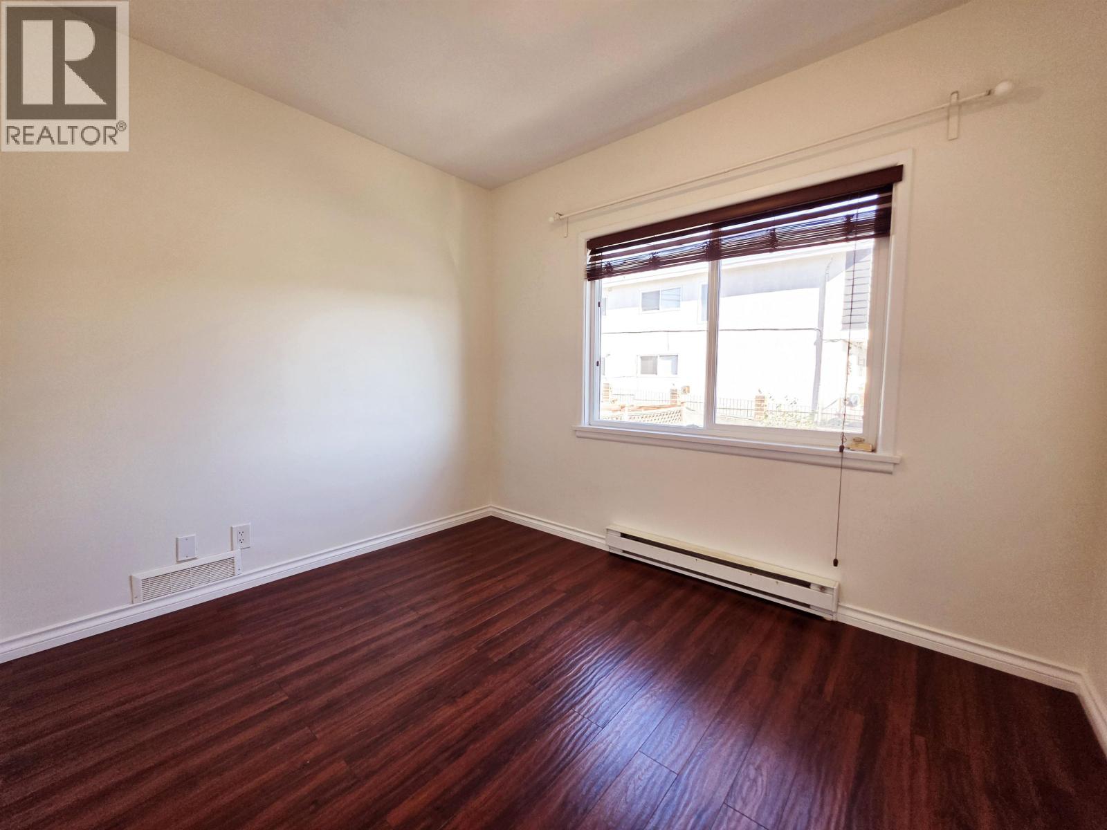 7590 Fraser Street Property Photo 16