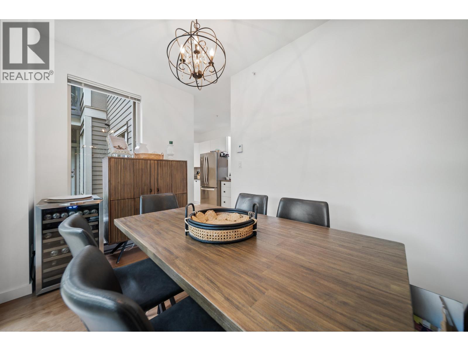 6 4132 Halifax Street Property Photo 15