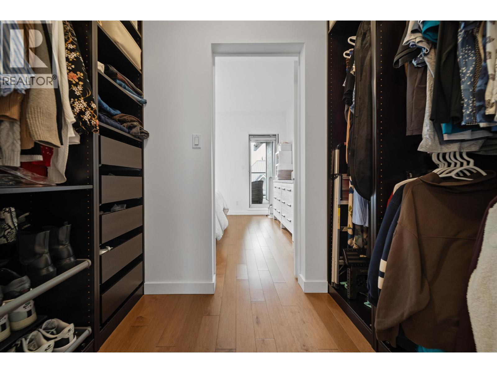 6 4132 Halifax Street Property Photo 25