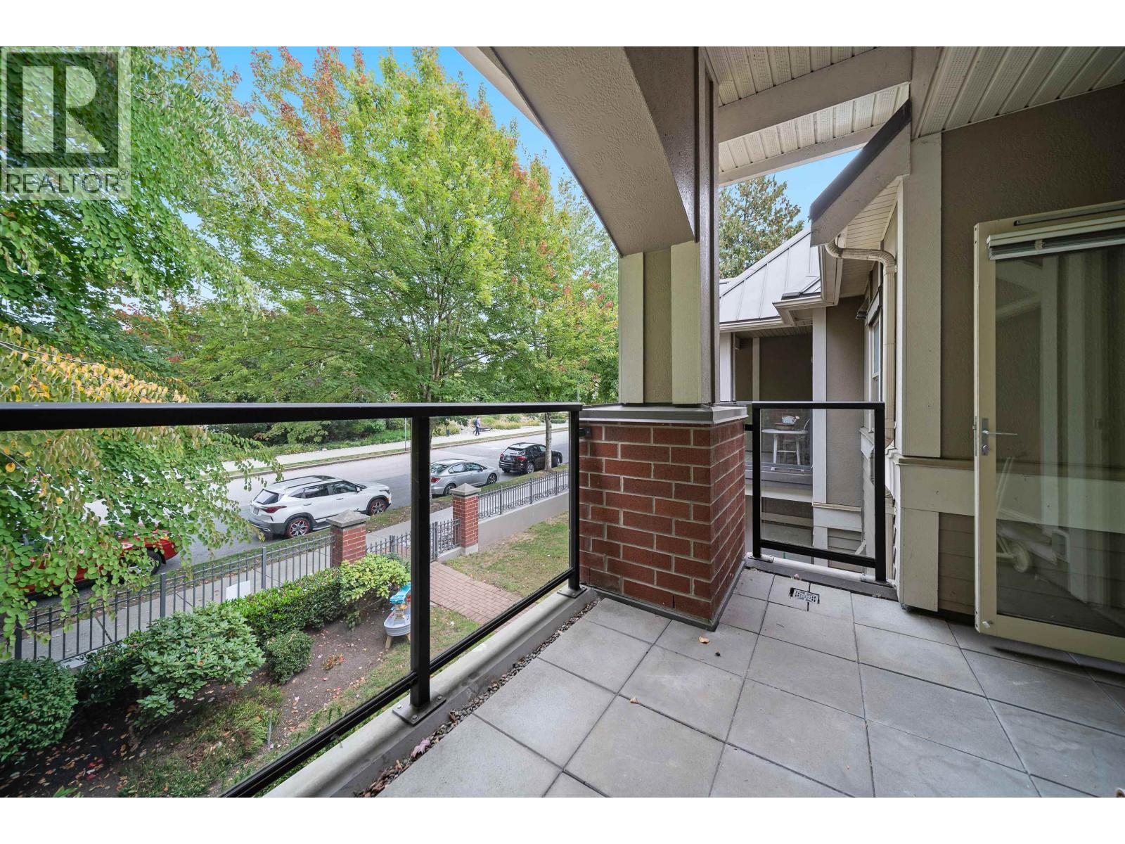 6 4132 Halifax Street Property Photo 32