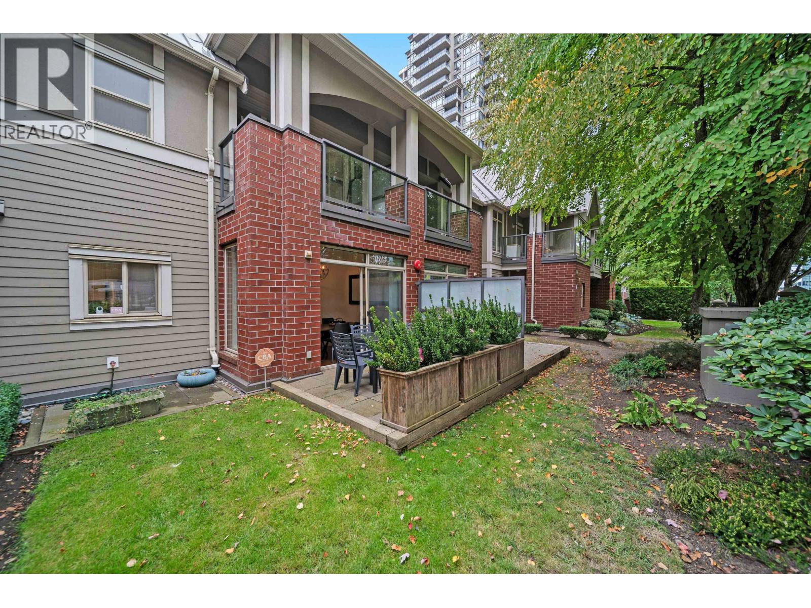 6 4132 Halifax Street Property Photo 34