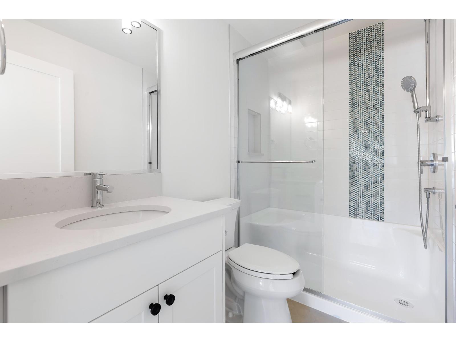 12641 15 Avenue Property Photo 23