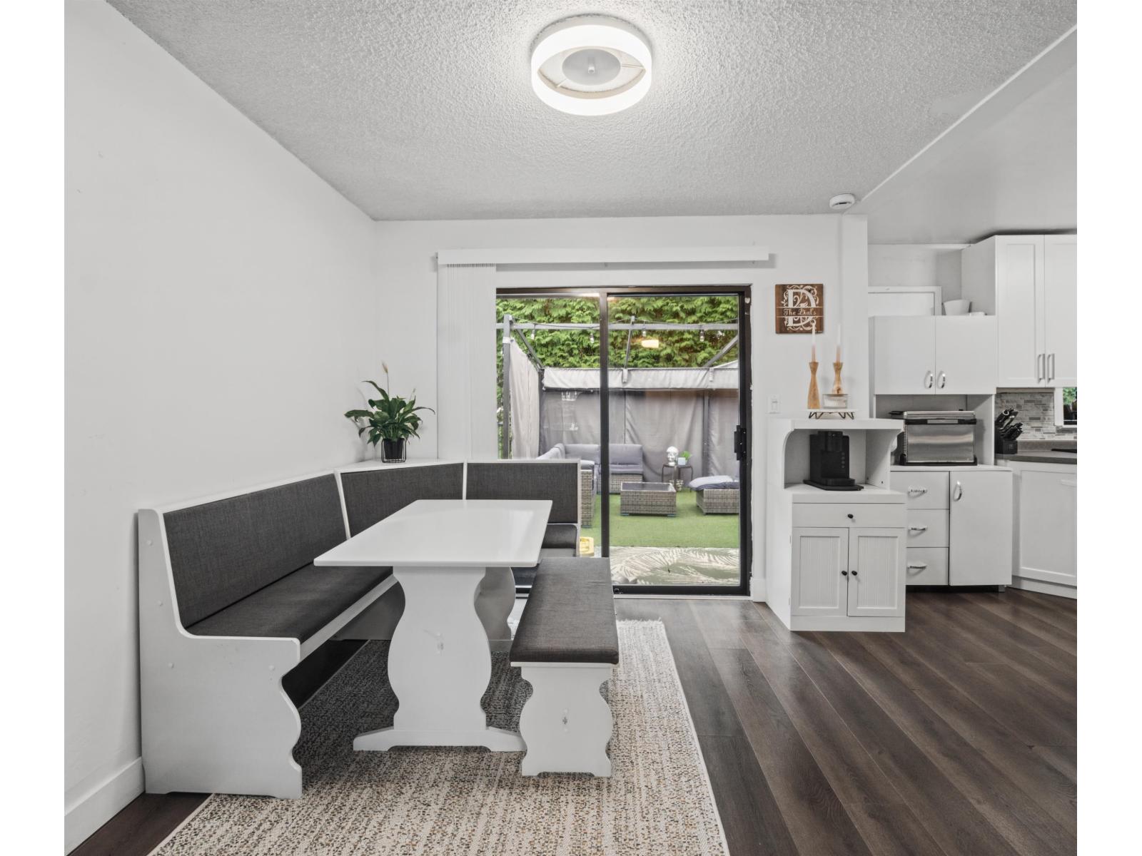4851 206 Street Property Photo 12