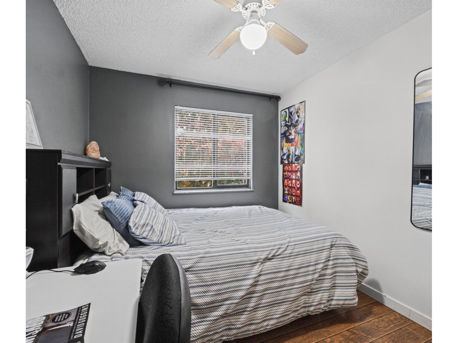 4851 206 Street Property Photo 25