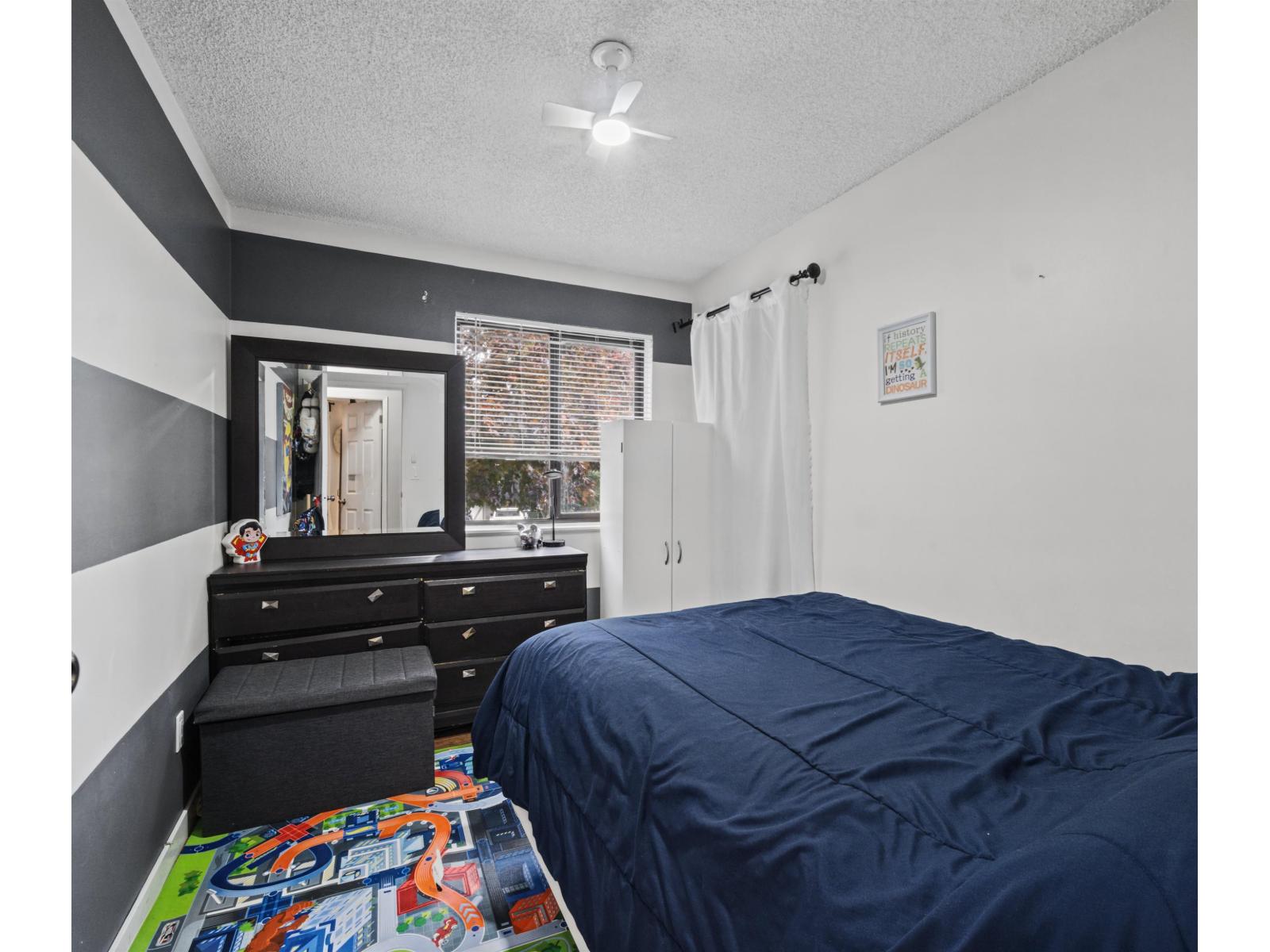 4851 206 Street Property Photo 28