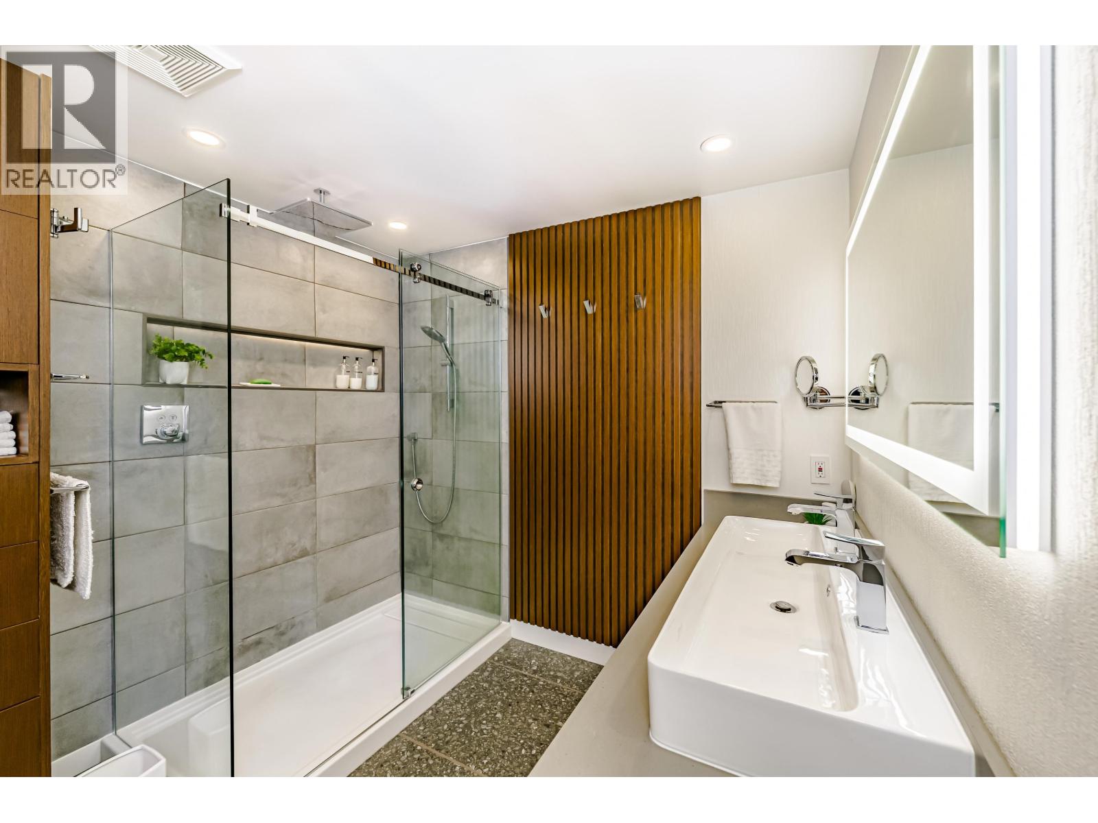 2505 110 Brew Street Property Photo 22