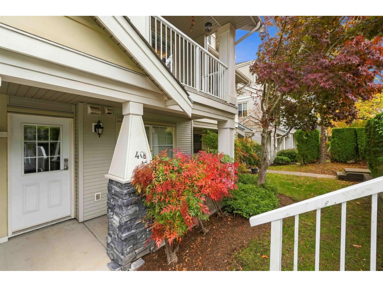 40 6568 193b Street Property Photo 2