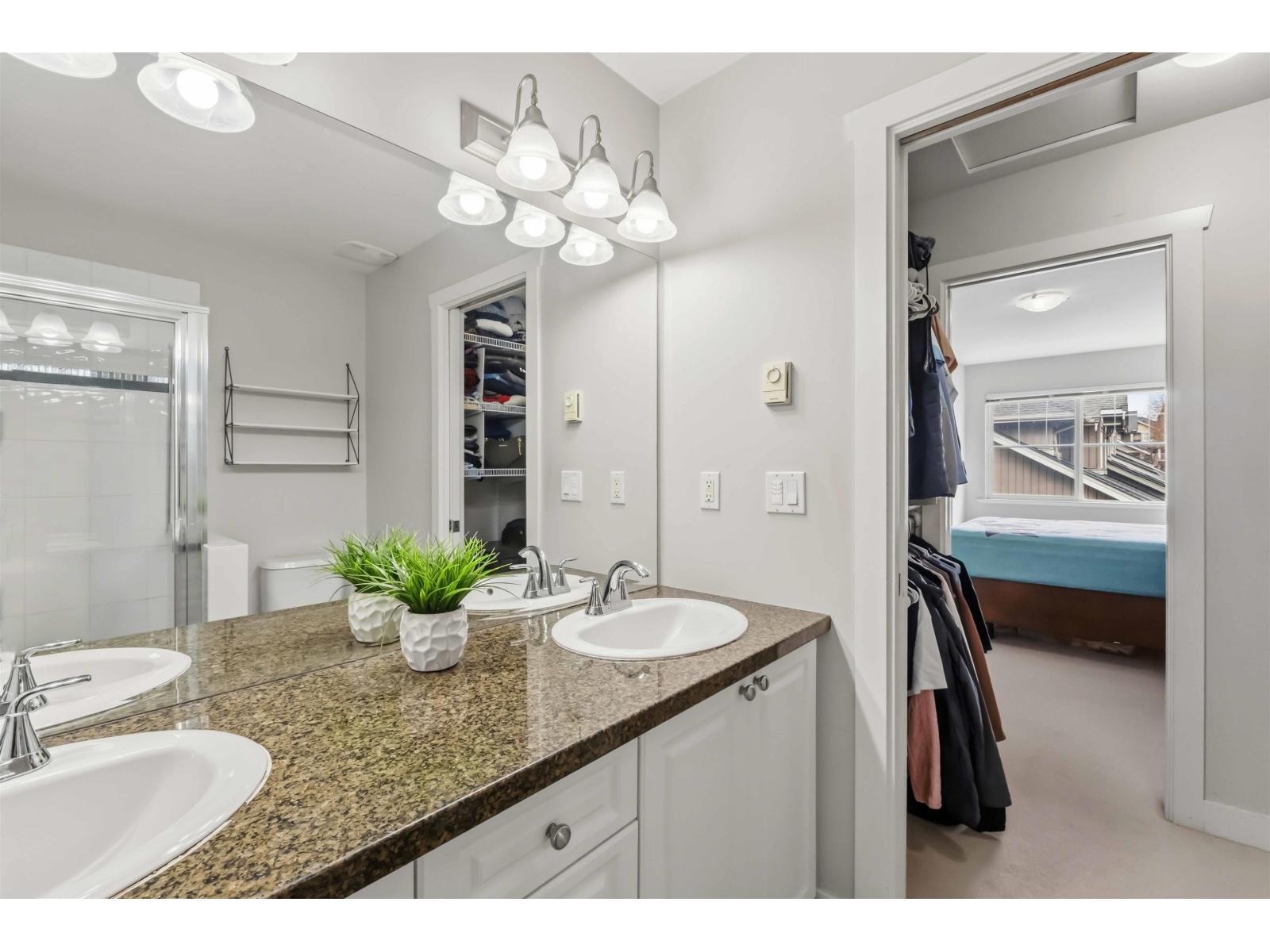 40 6568 193b Street Property Photo 17