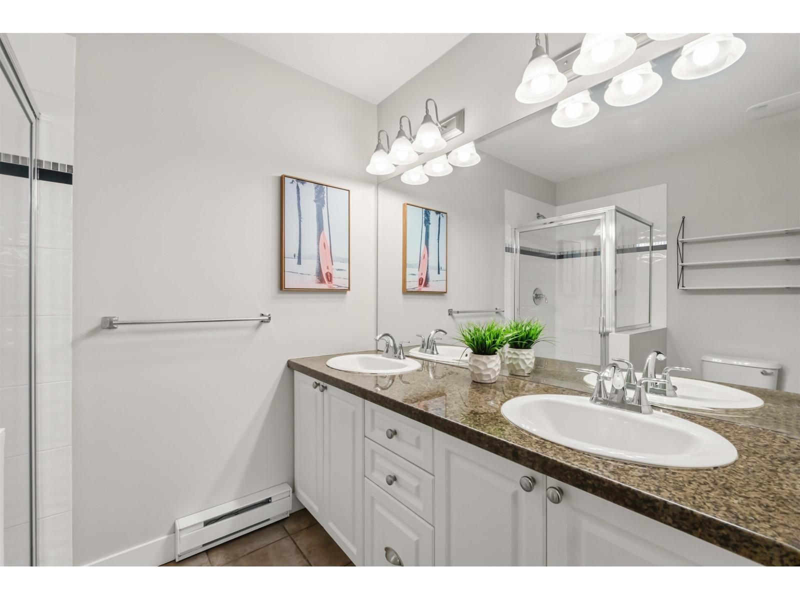 40 6568 193b Street Property Photo 18