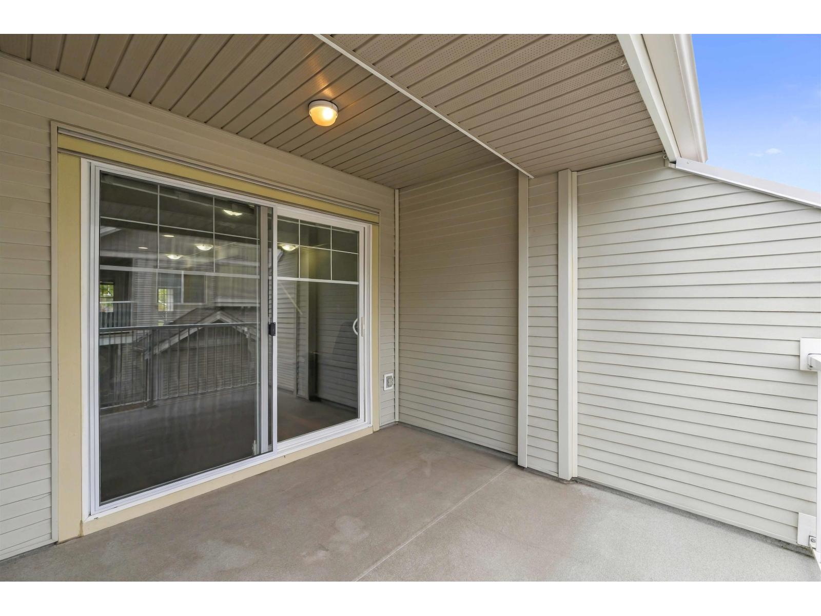40 6568 193b Street Property Photo 32