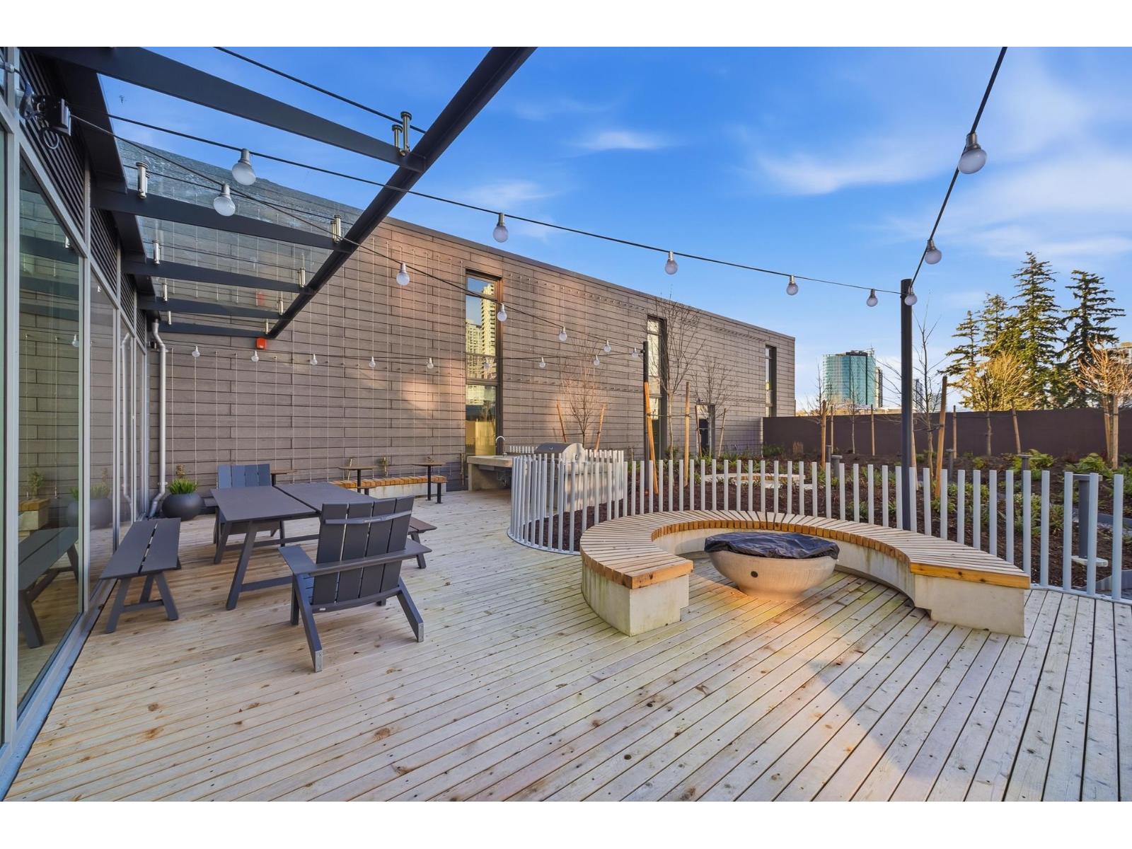 607 13573 98a Avenue Property Photo 37