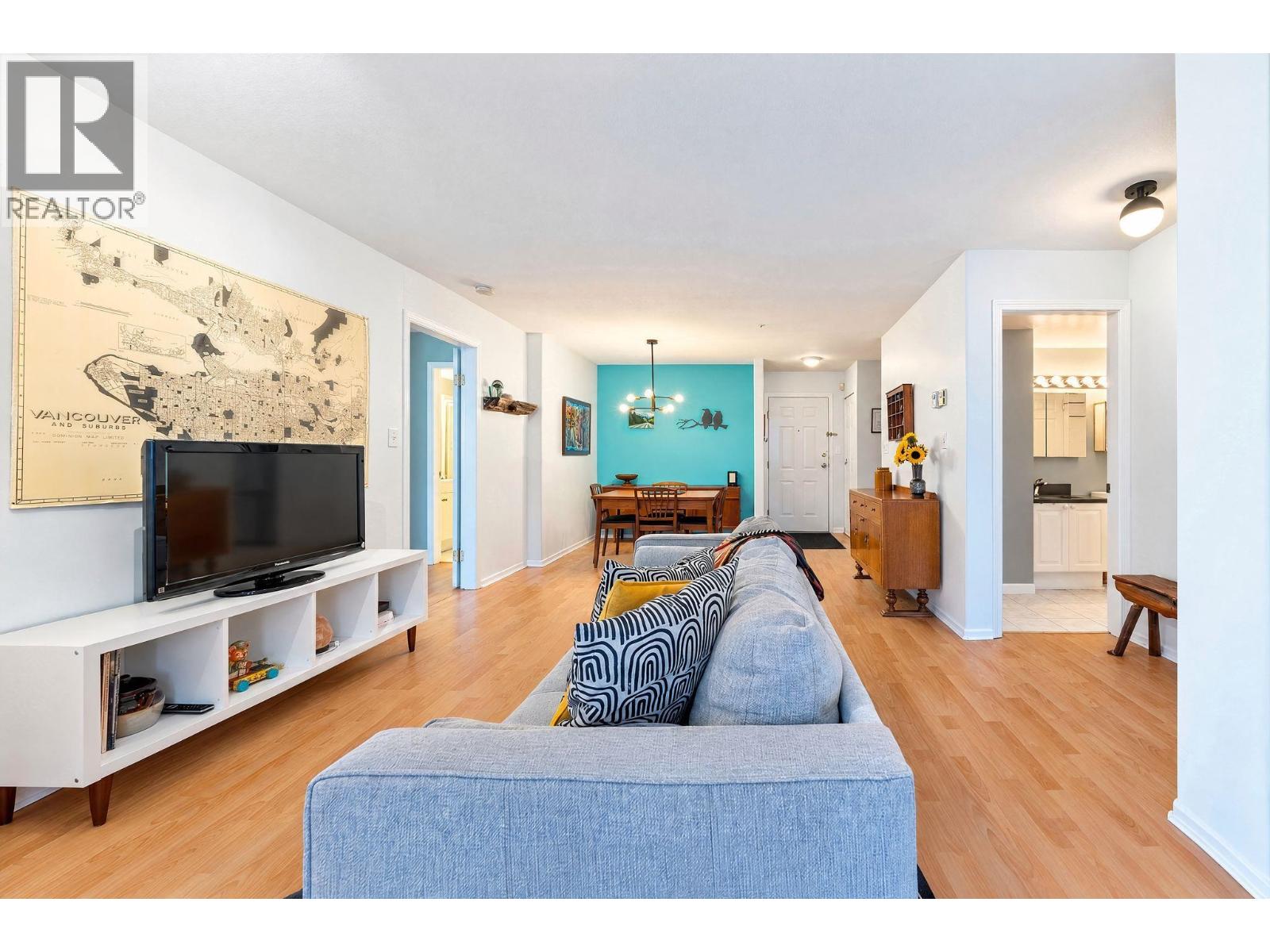 206 2405 Kamloops Street Property Photo 1