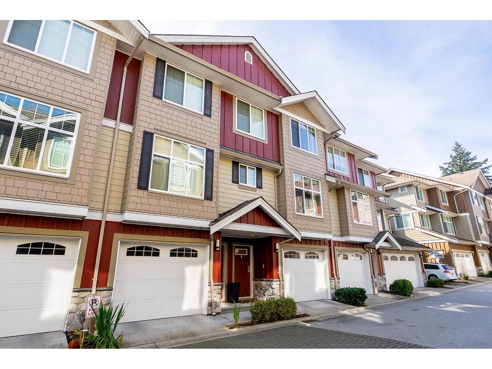 42 3009 156 STREET Property Photo 1